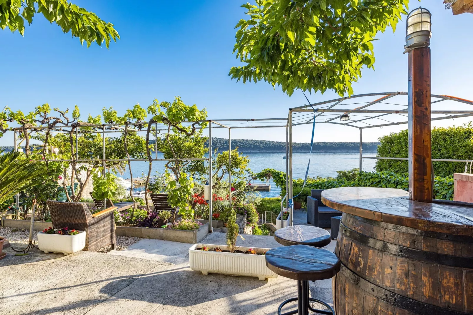 Apartments Jurica - Apt Marija with Sea View,-Jardin d'été