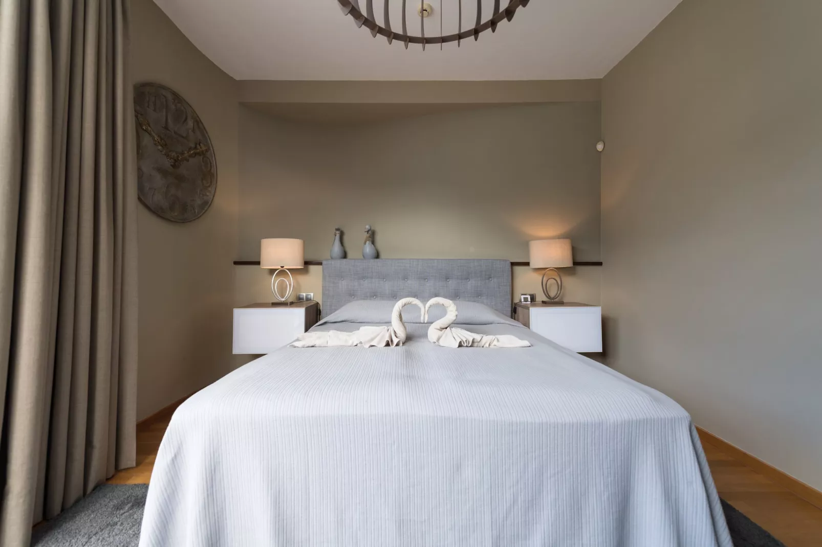 V11-Schlafzimmer