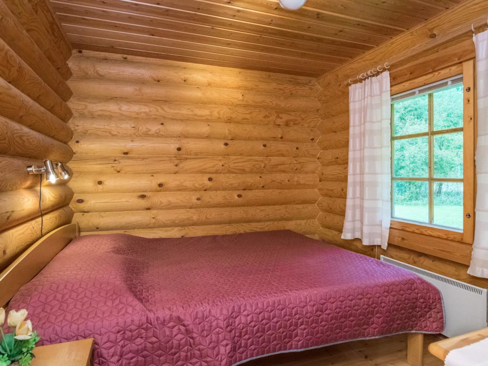 Uitonniemi, rummukkala-Inside