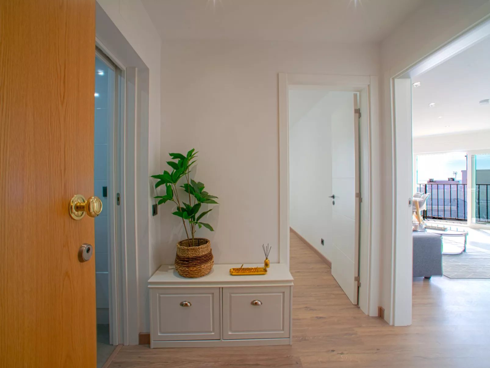 Lovely Sea View-Inside