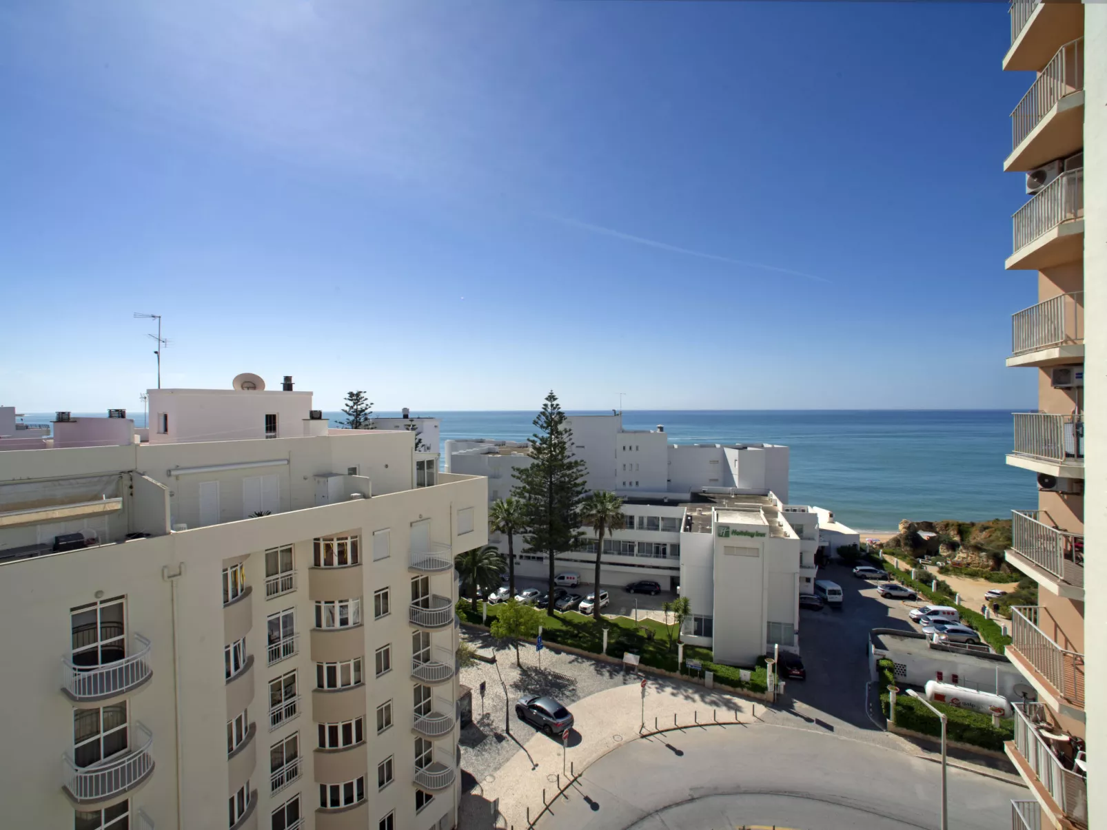 Lovely Sea View-Inside