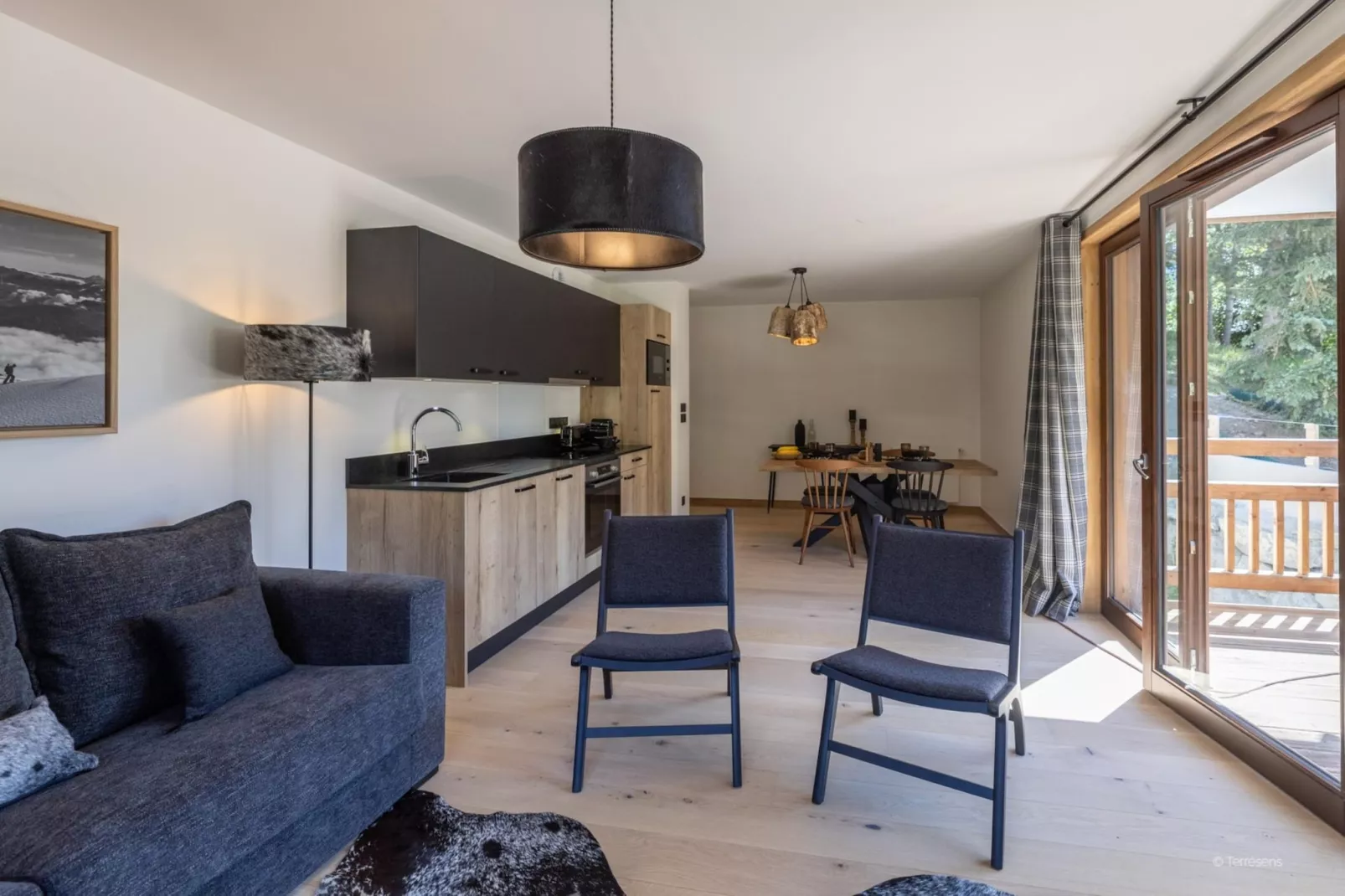 SERRE CHEVALIER Le Cristal Lodge-A36S-Kitchen