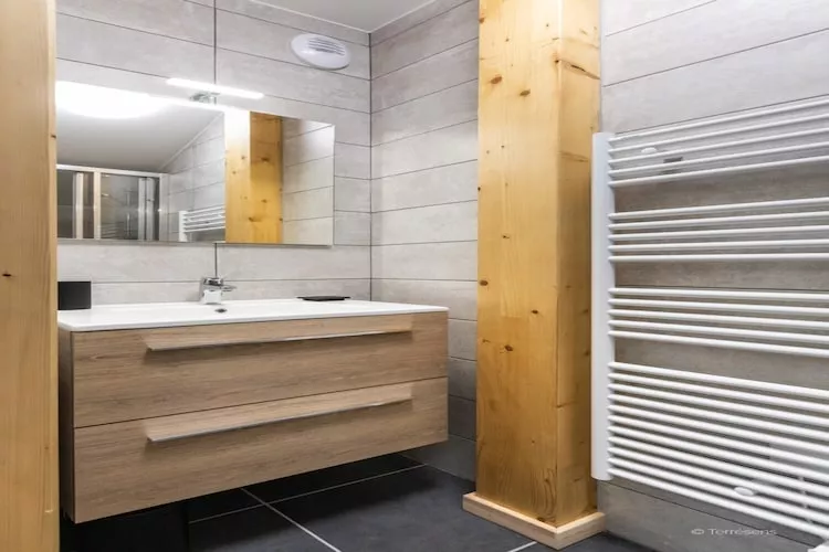 LES SAISIES L’Altaréna-A24S-Bathroom