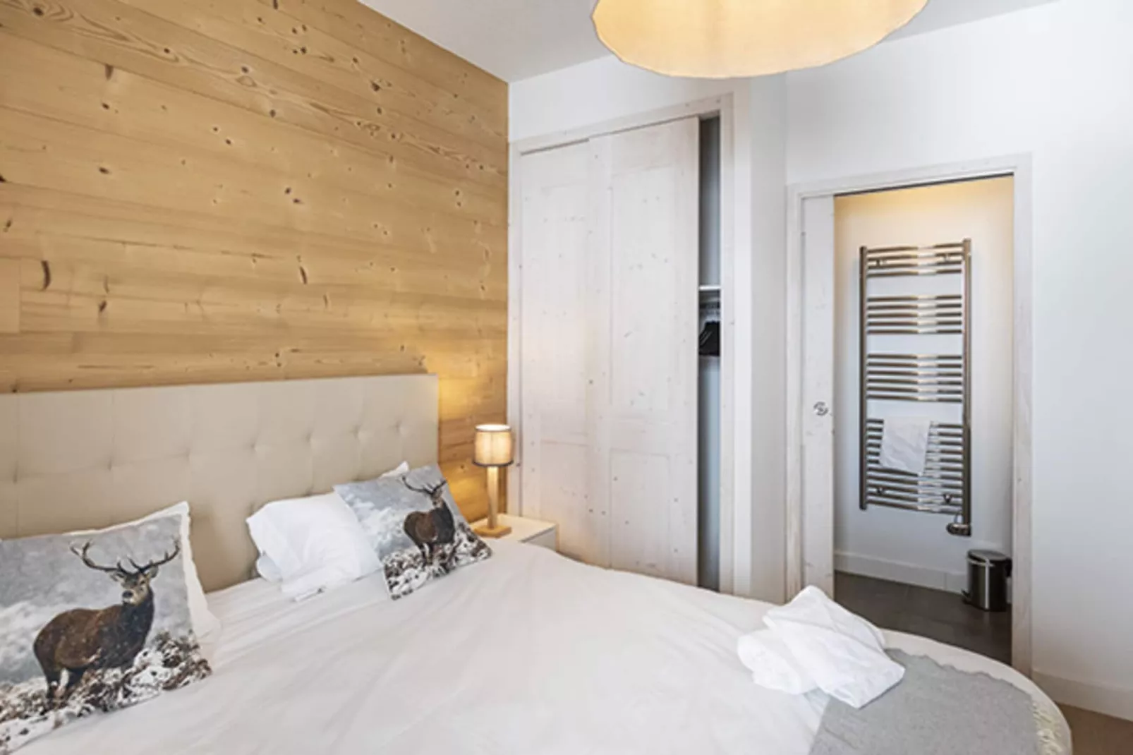 Le Hameau de barthelemy-A36S-Chambre