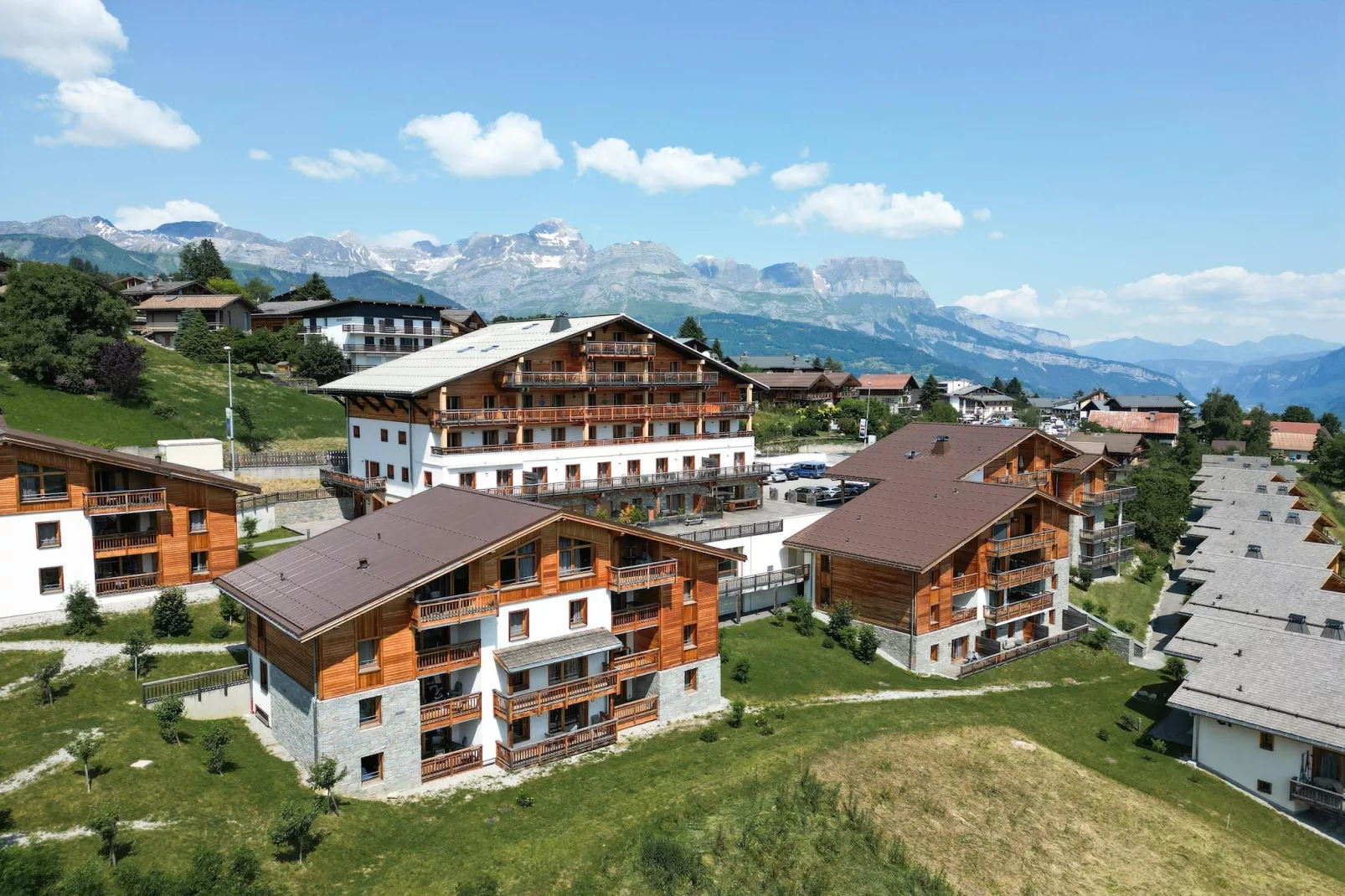 COMBLOUX Les Fermes du Mont Blanc -A50P-Exterior summer