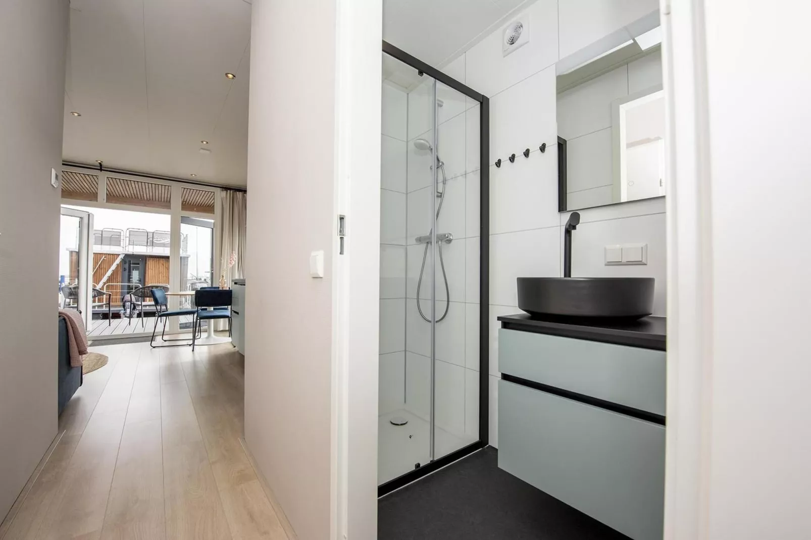 RiggelBrug Sneekermeer-Badezimmer