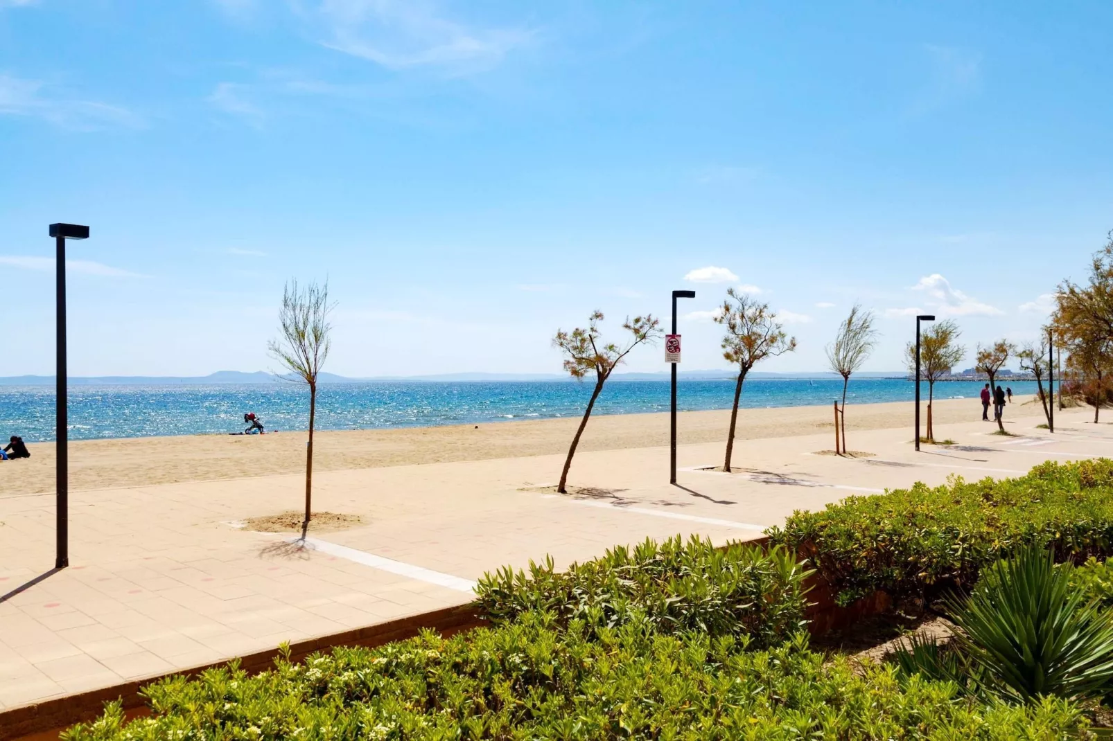 1224 LA PLAGE vista Mar-Areas summer 1km