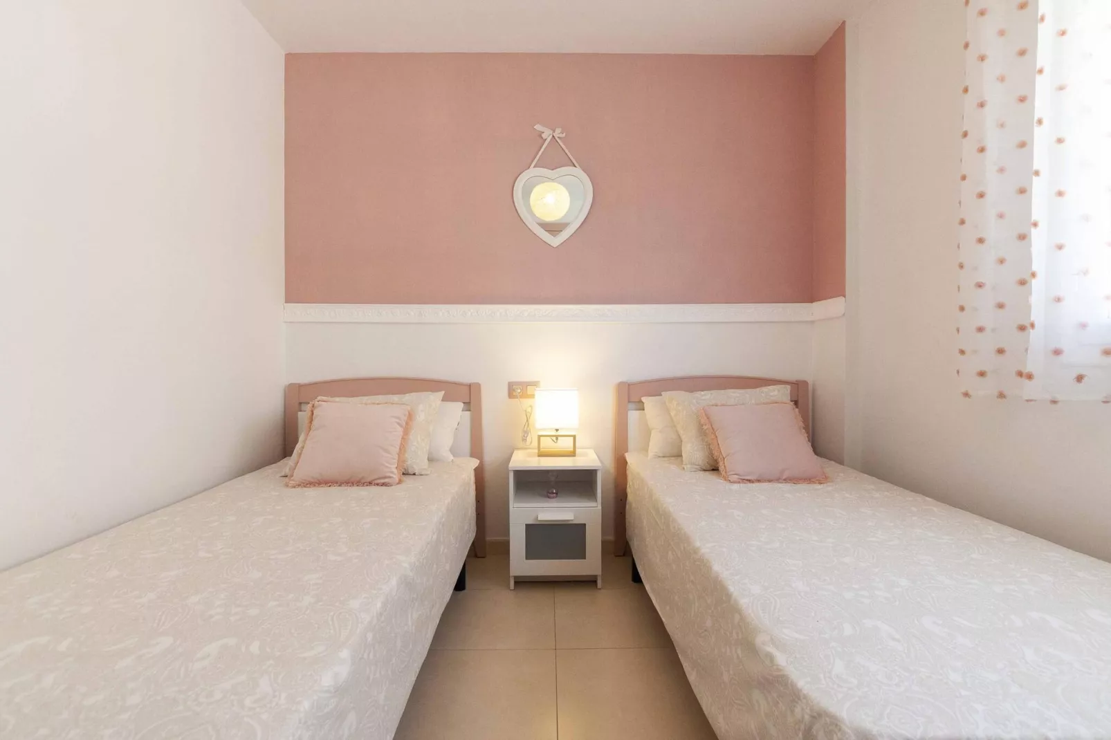 1234 MIRASOL con piscina-Schlafzimmer