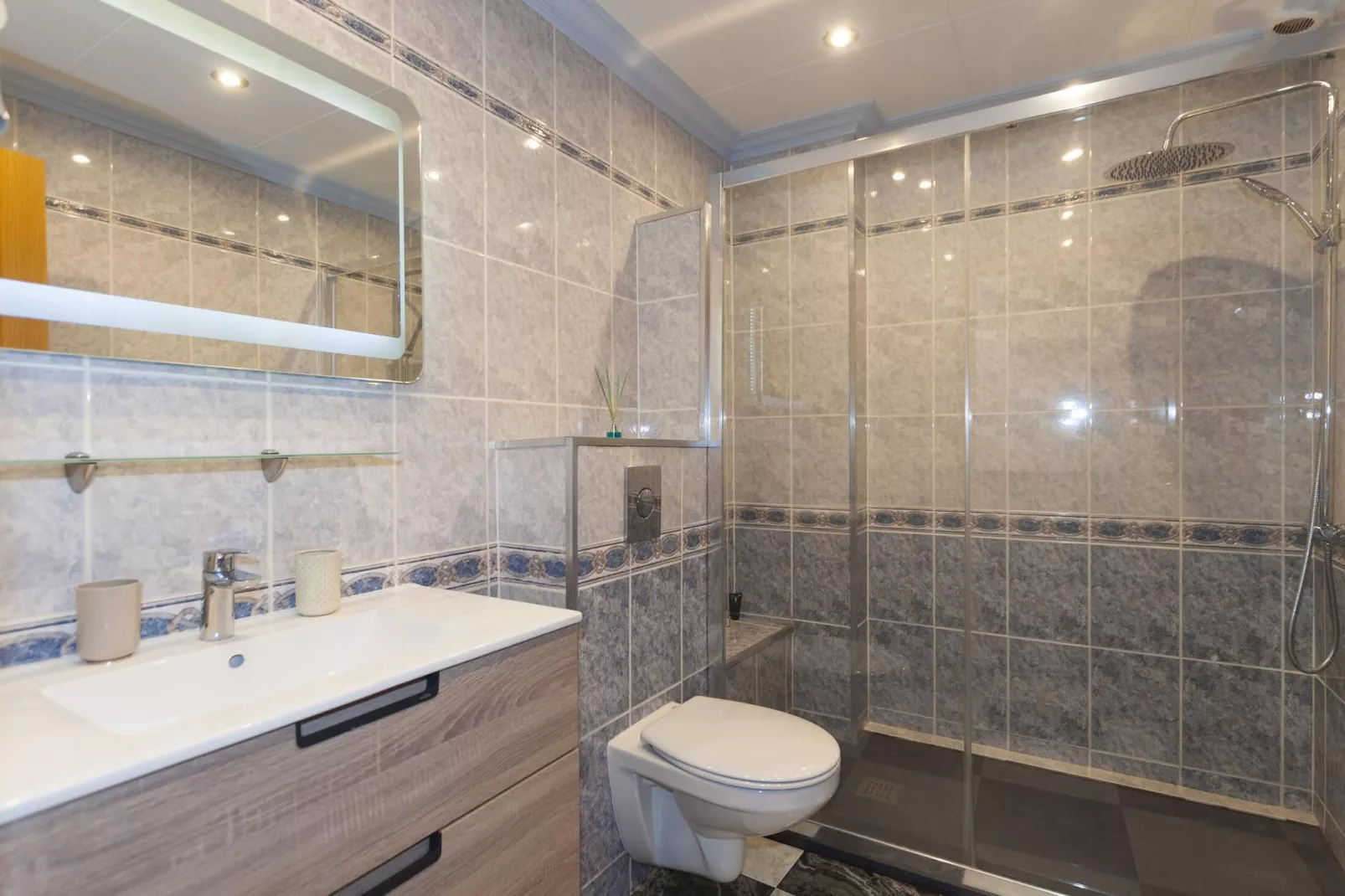 1242 PARE CLARET 500m playa-Badezimmer