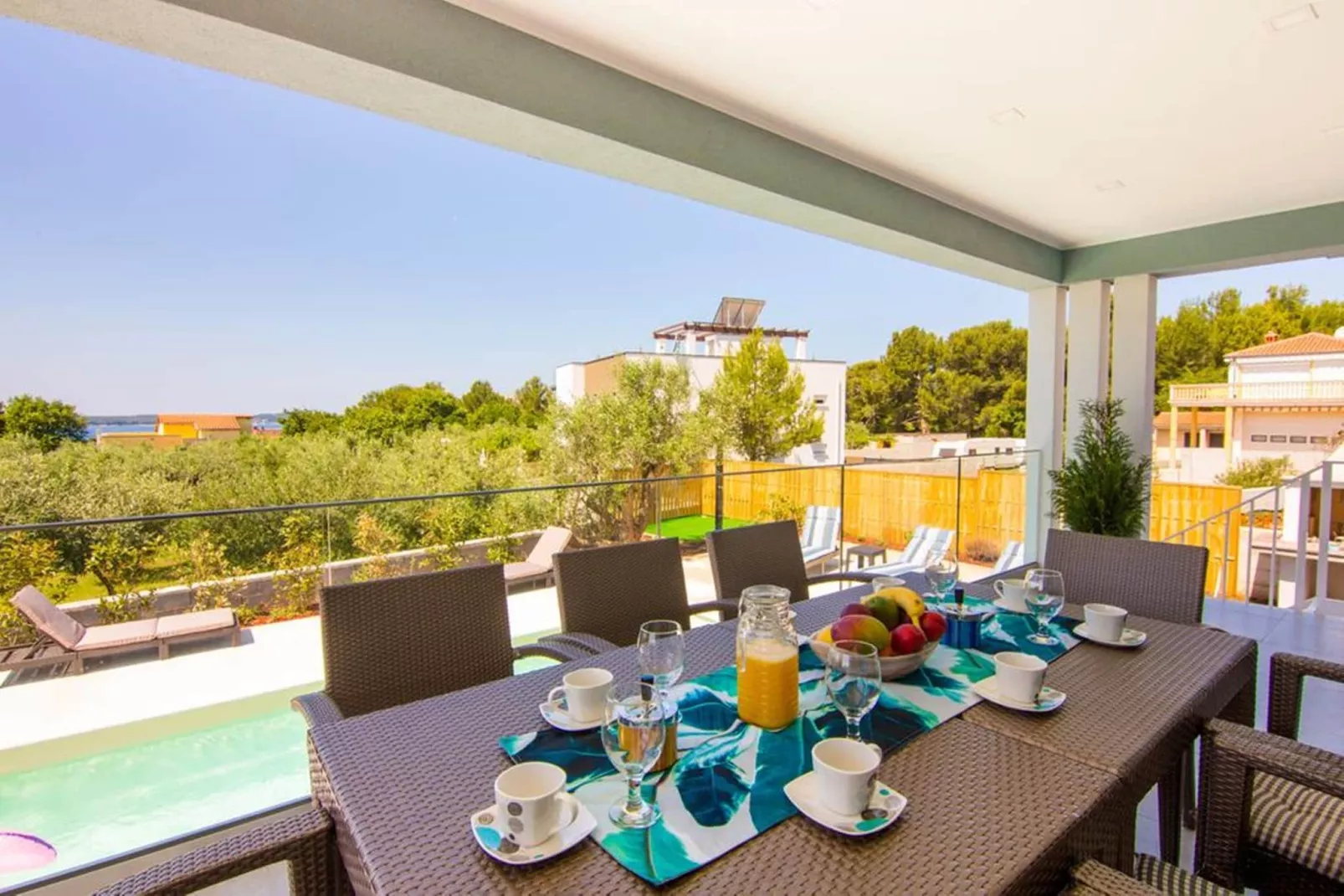 Villa with Pool and Sea View in Fazana - Horizont-Dining room