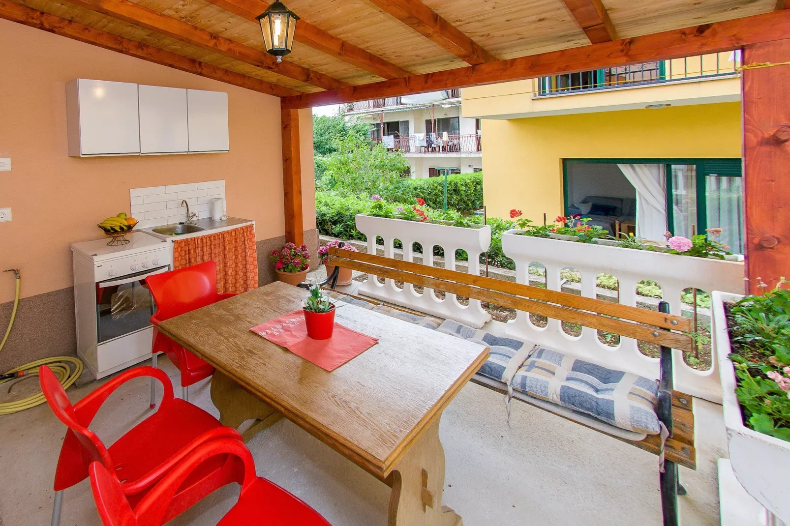 Apartments Anita-Triple room with terrace-Terrace