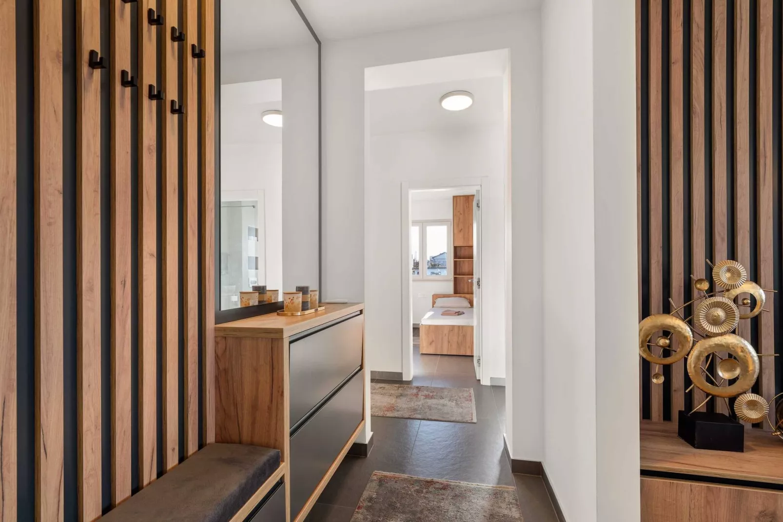 Apartments Velic - Three bedroom apartment C-Flur