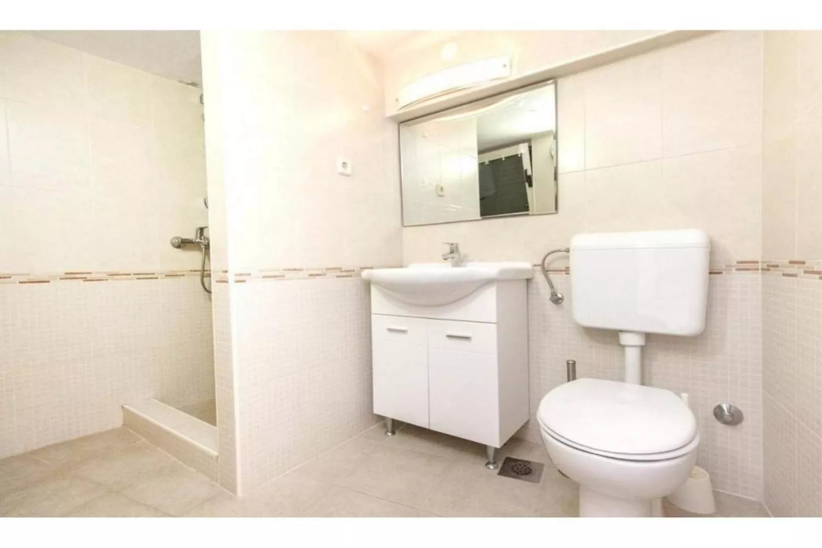 Apartment Primosten Center-Salle de bain