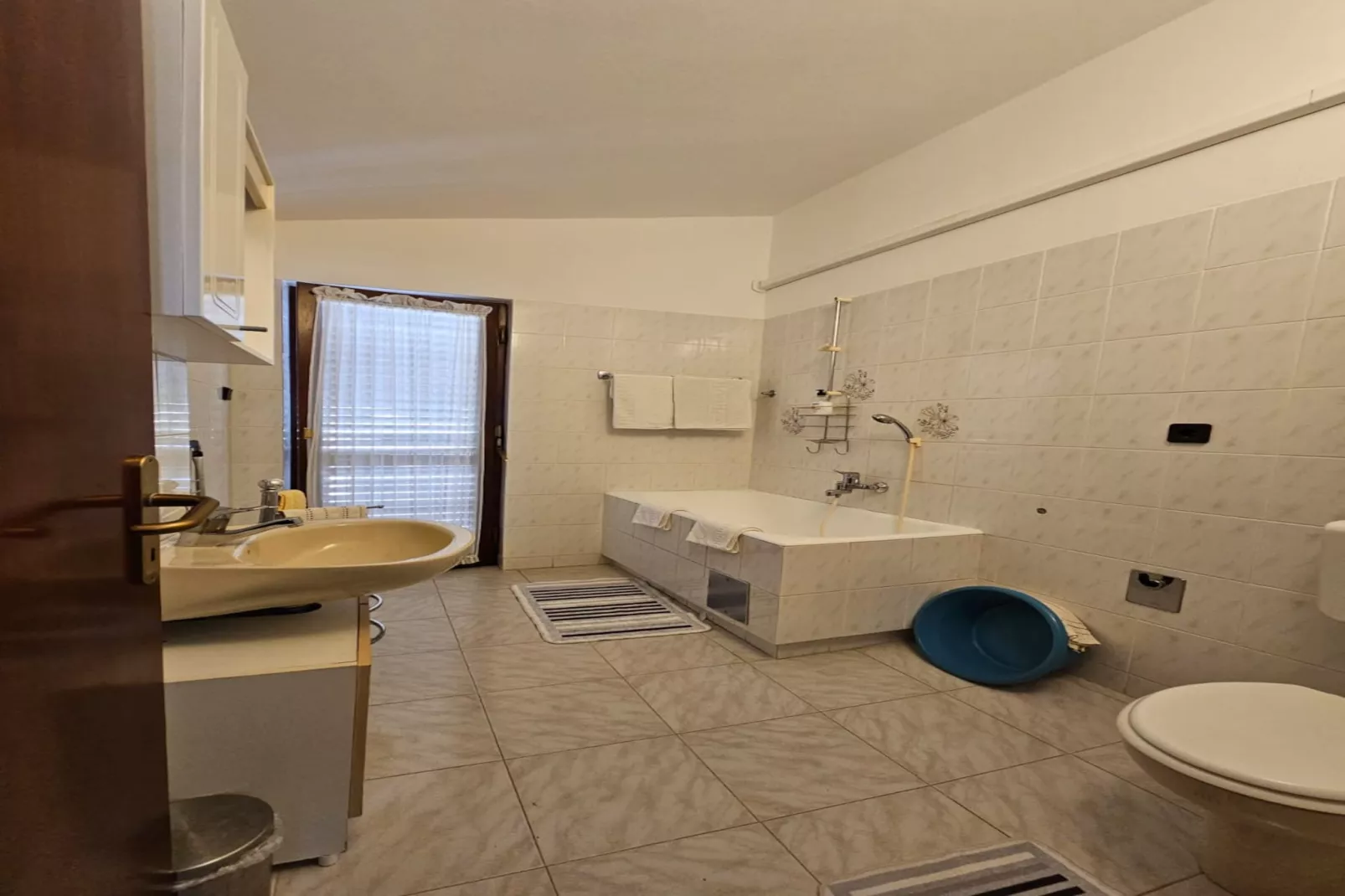 Apartments Nestor - two bedroom apartment A4-Bathroom