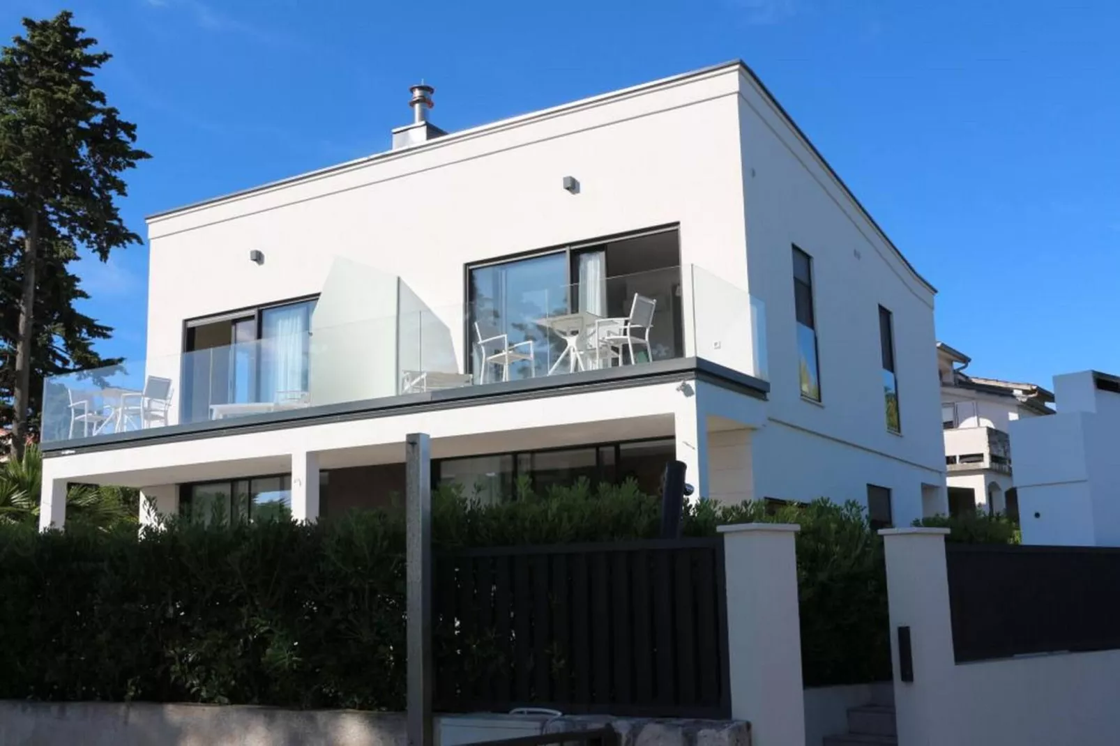 Apartments Marvi - one bedroom apartment (Right)-Außenbereich