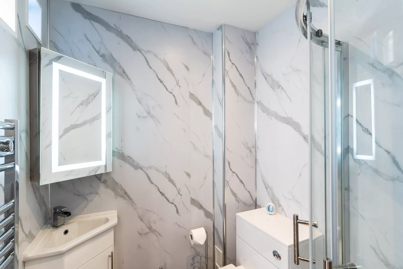 The Hideaway-Bathroom