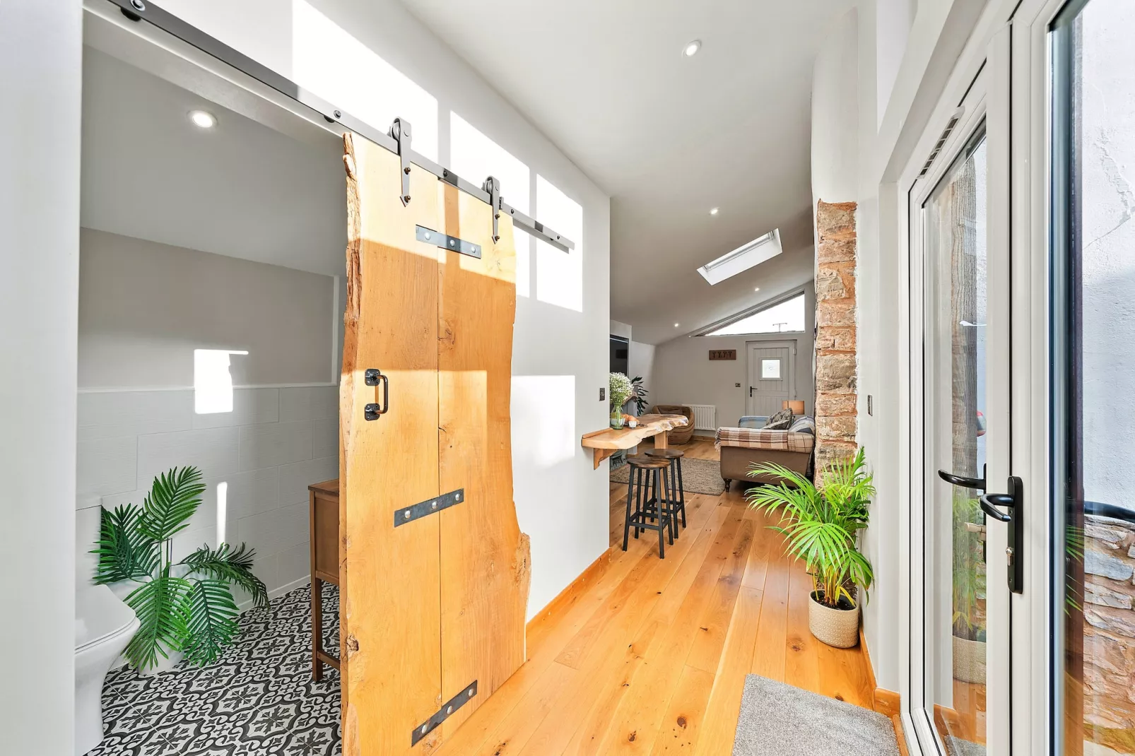 Hillfarrow Hideaway-Bathroom