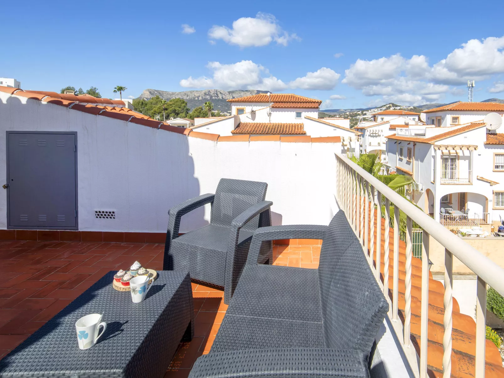 Residencial Casanova-Outside