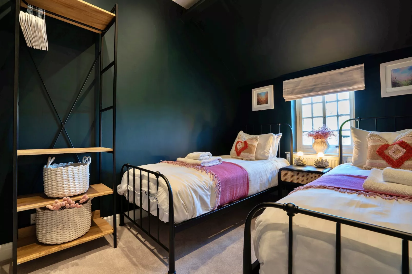 Sisu Bakewell, Limestones Cottage-Chambre