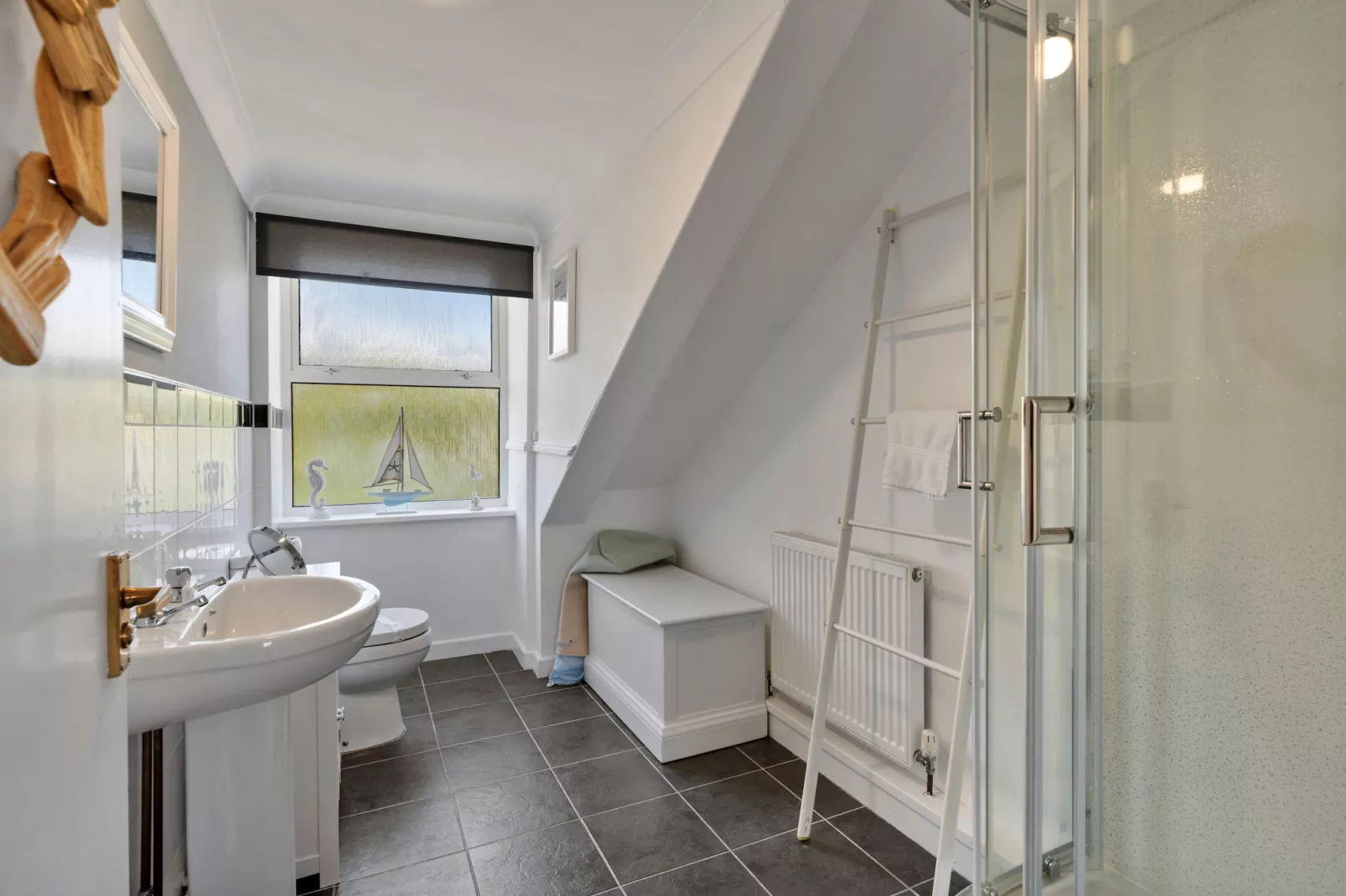 No. 11 Porthminster-Bathroom