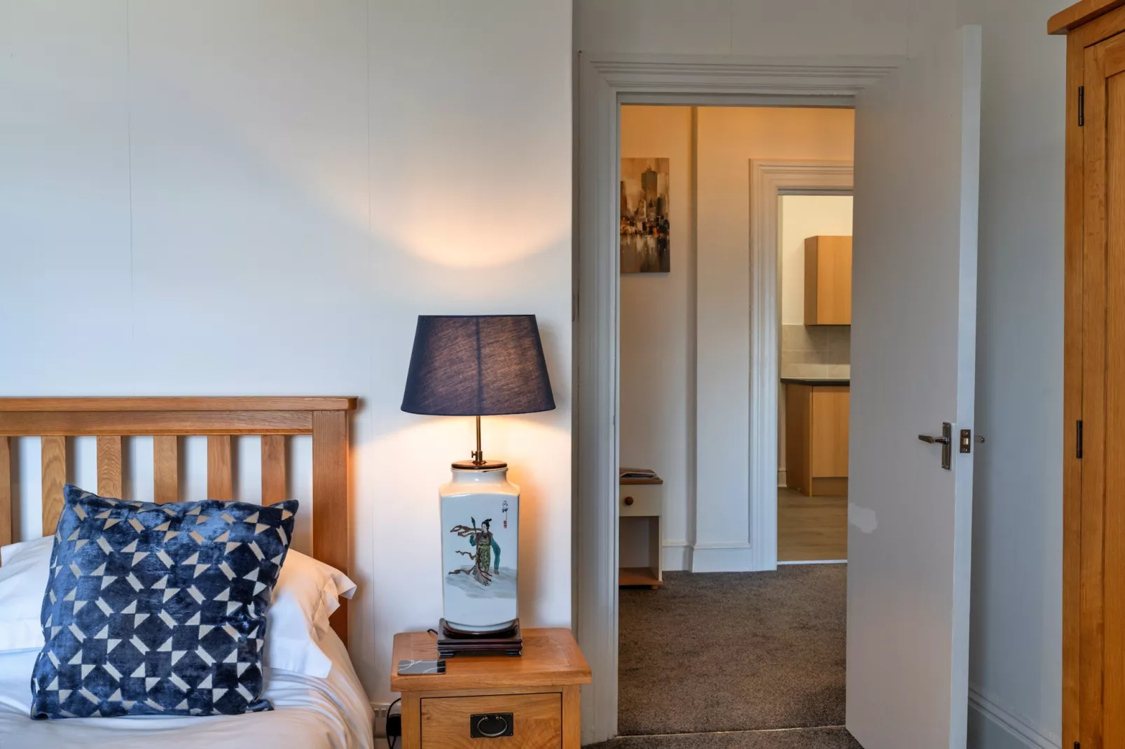 No. 6 Porthgwidden-Bedroom