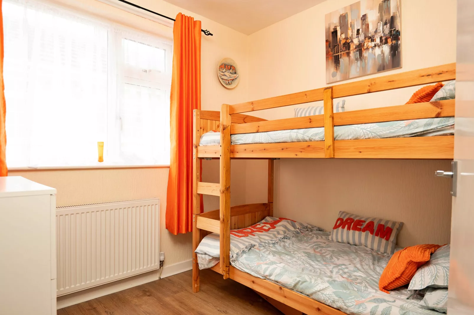 Llys Llewellyn-Bedroom