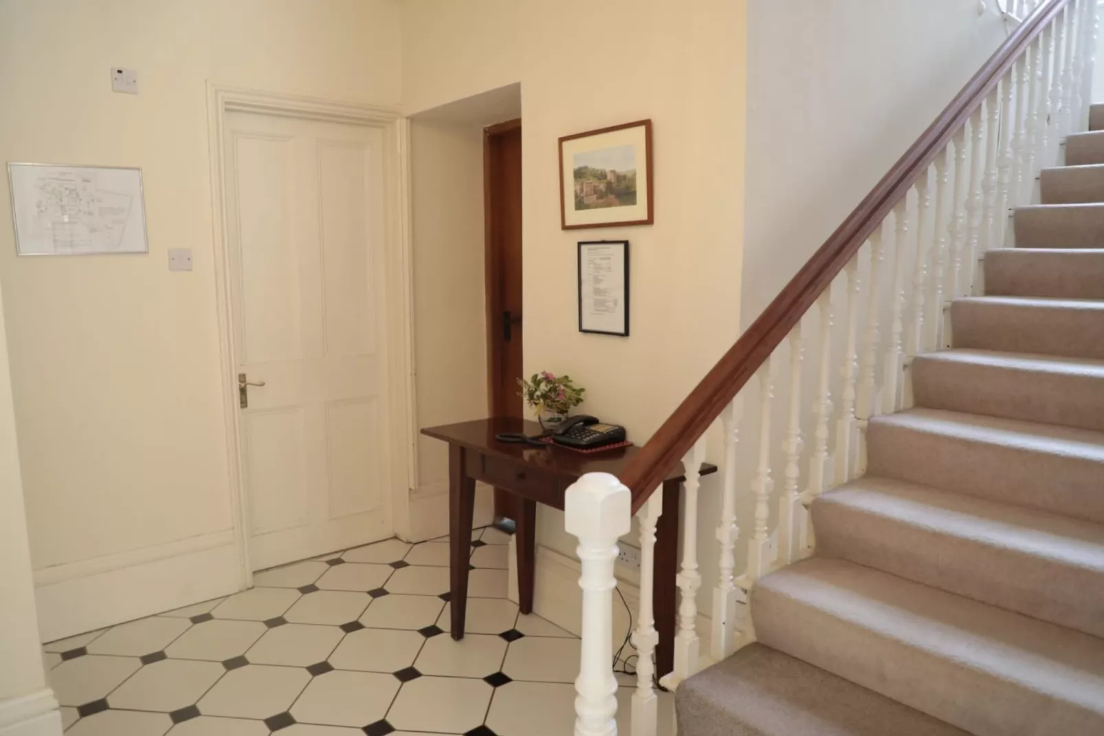 Buckland House-Flur