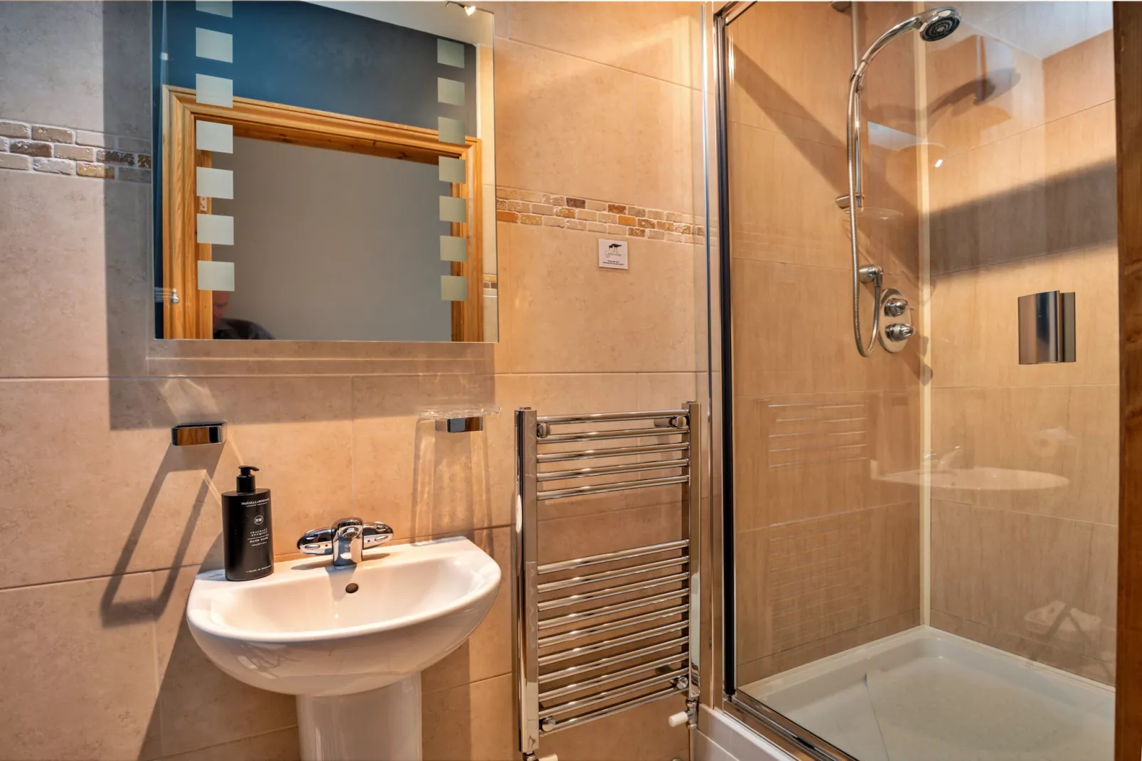 Oystercatcher-Bathroom