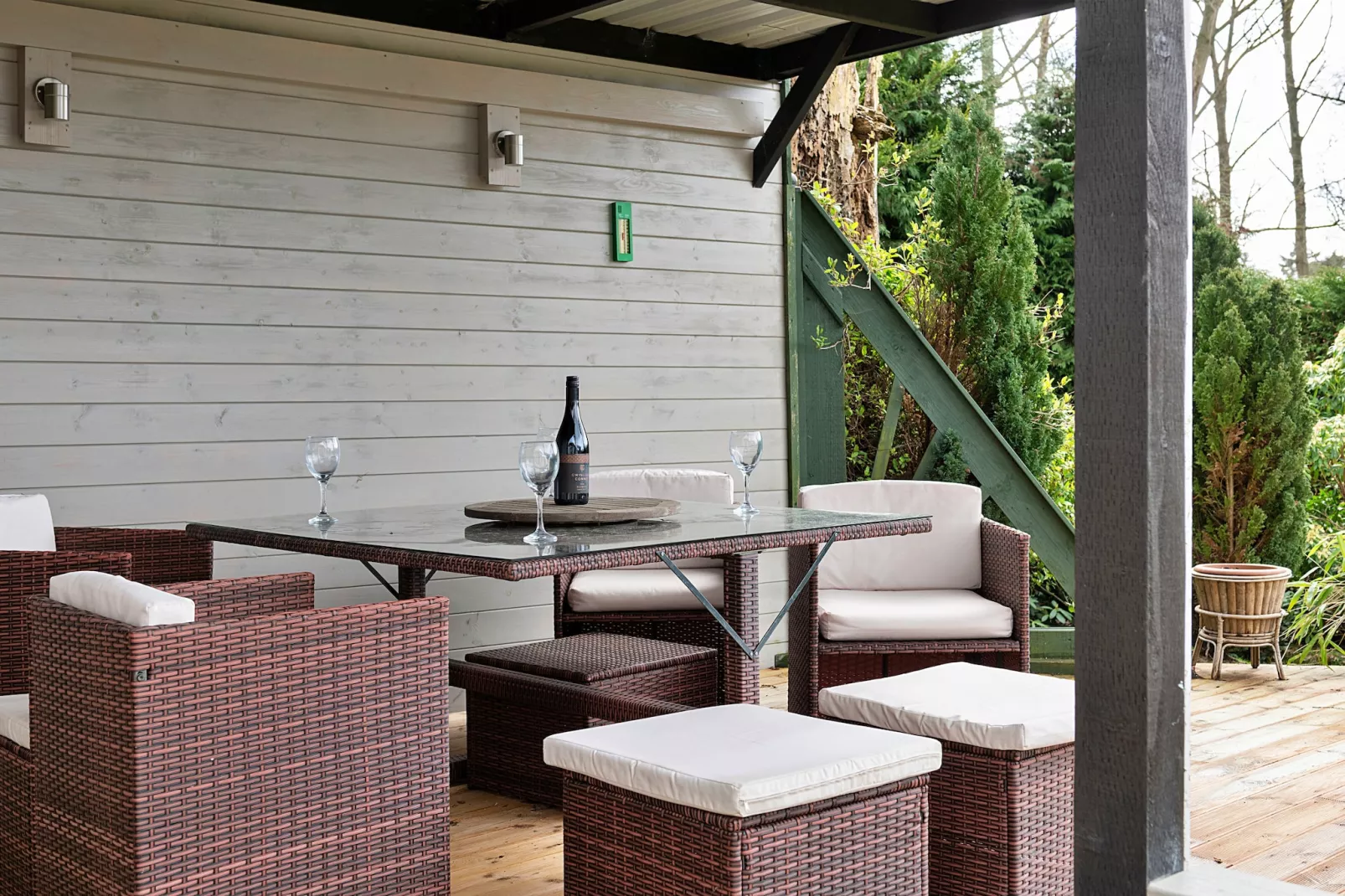 Garden Lodge-Terrace balcony