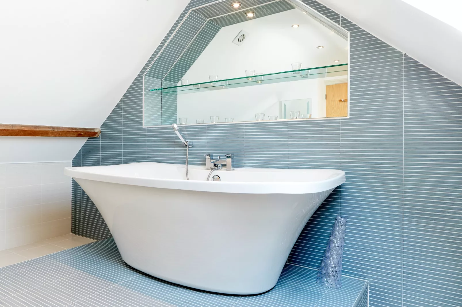 Nether Burrows Farm-Bathroom