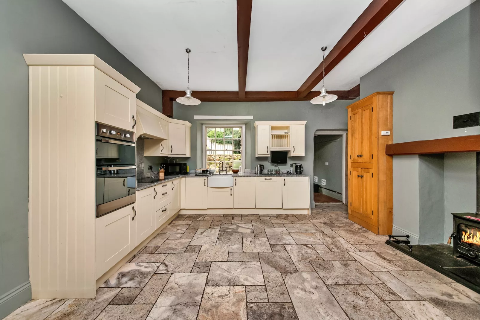 Low Green Cottage-Kitchen