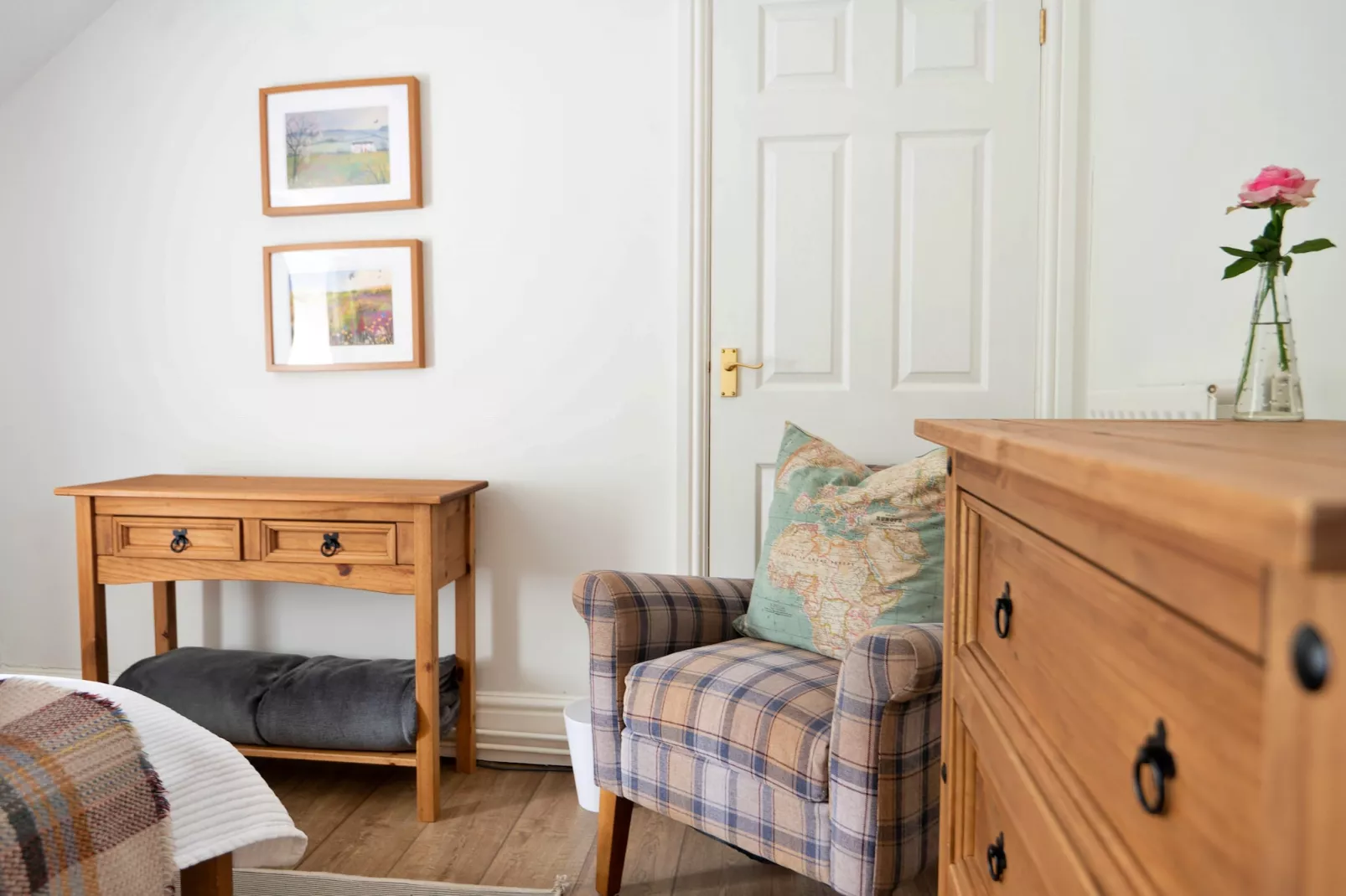 Hermon Bach-Bedroom