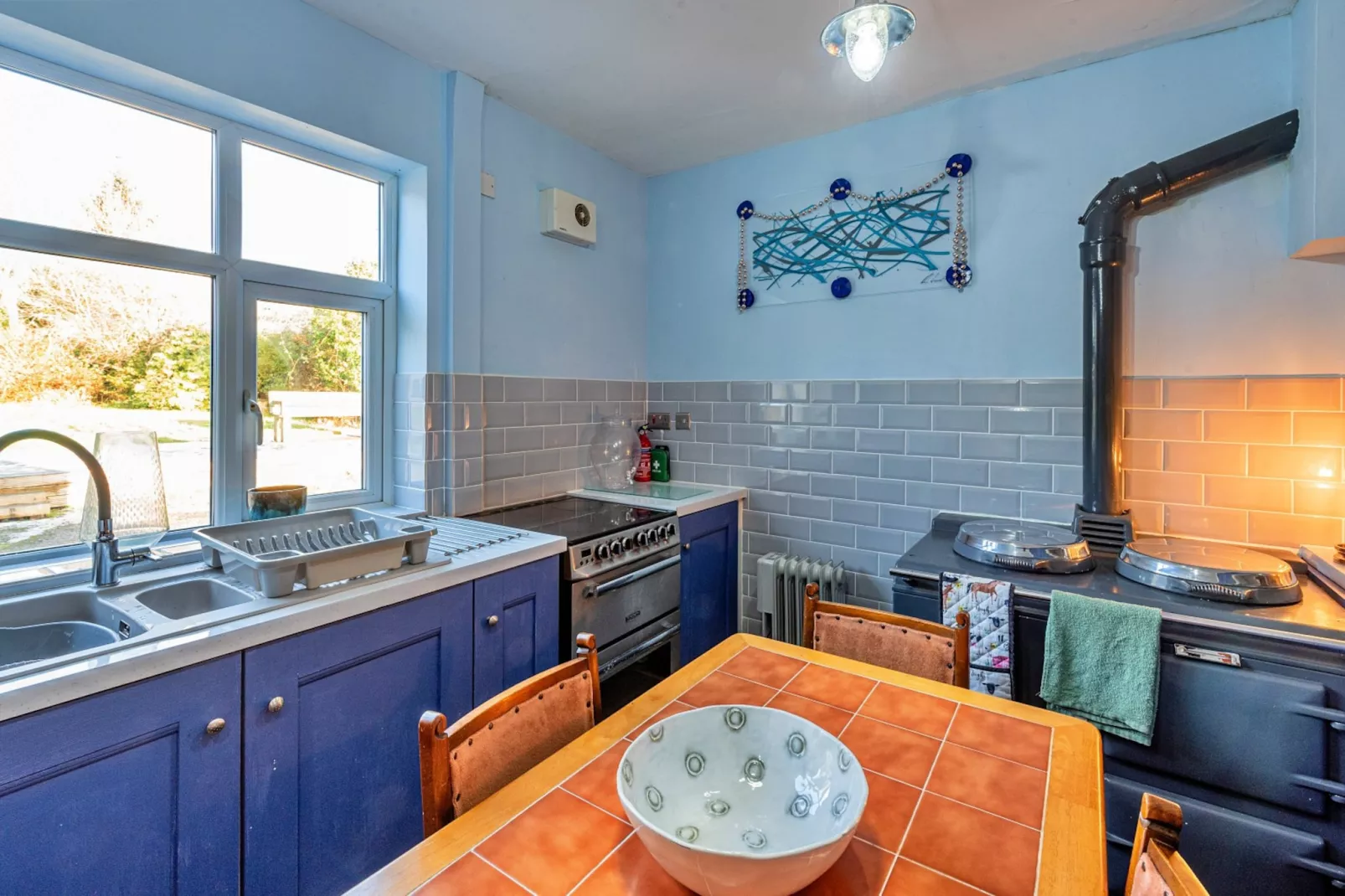 Ty Gwyn Hideaway-Kitchen