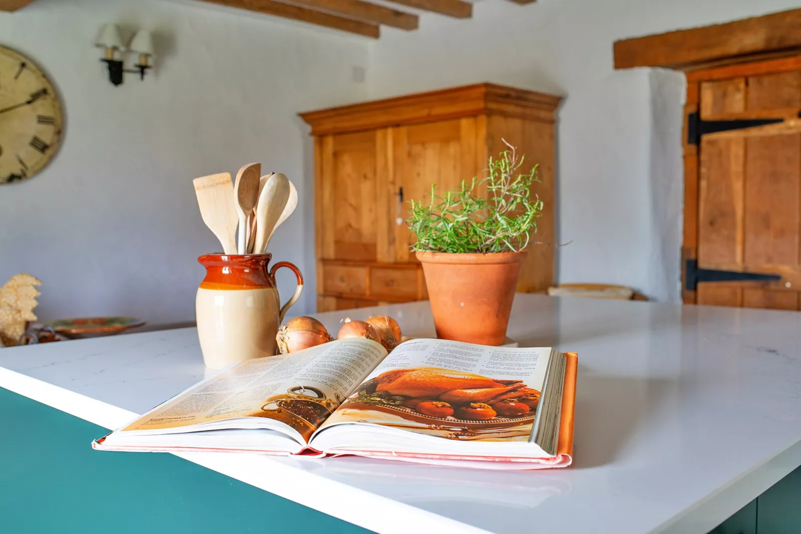 The Barn at Tyddyn-y- Felin-Kitchen