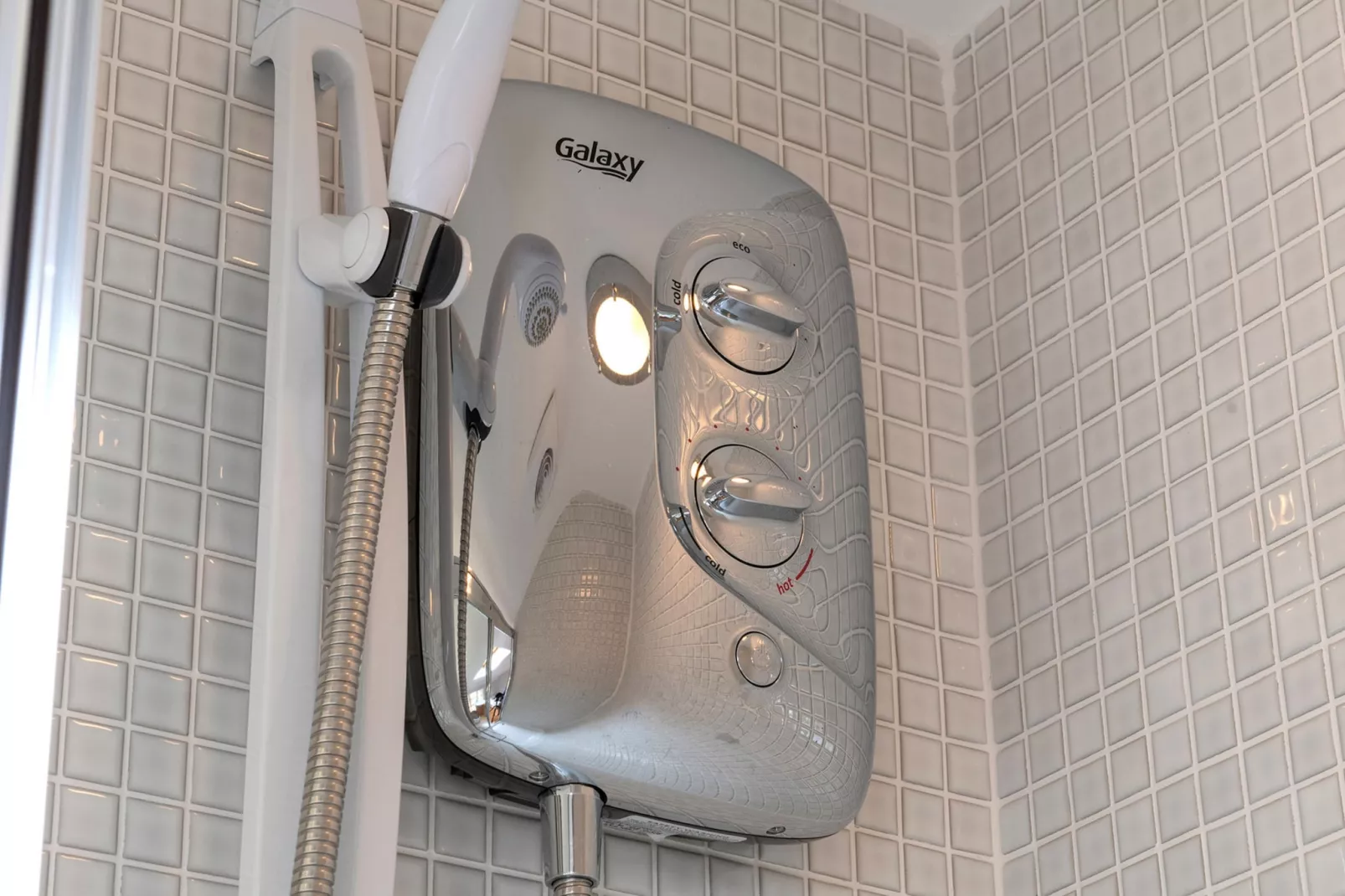 The Cottage-Bathroom
