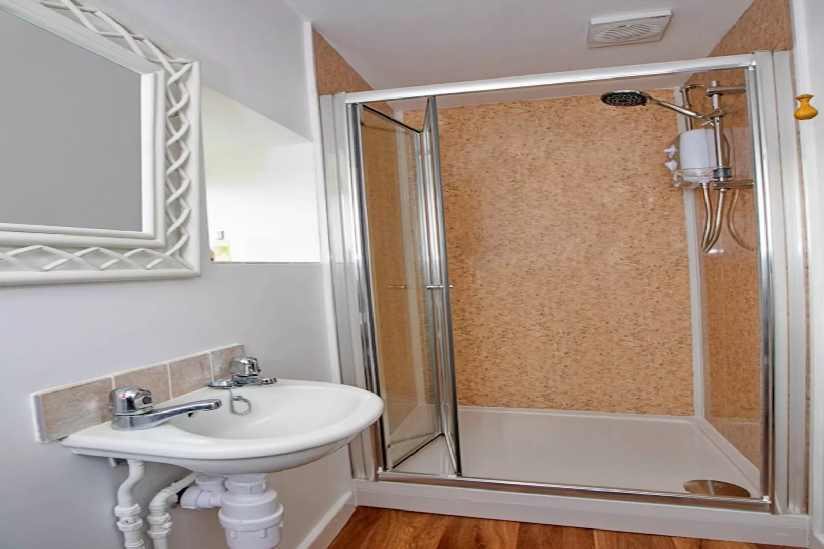 The Cottage, Shortflatt Farm-Bathroom