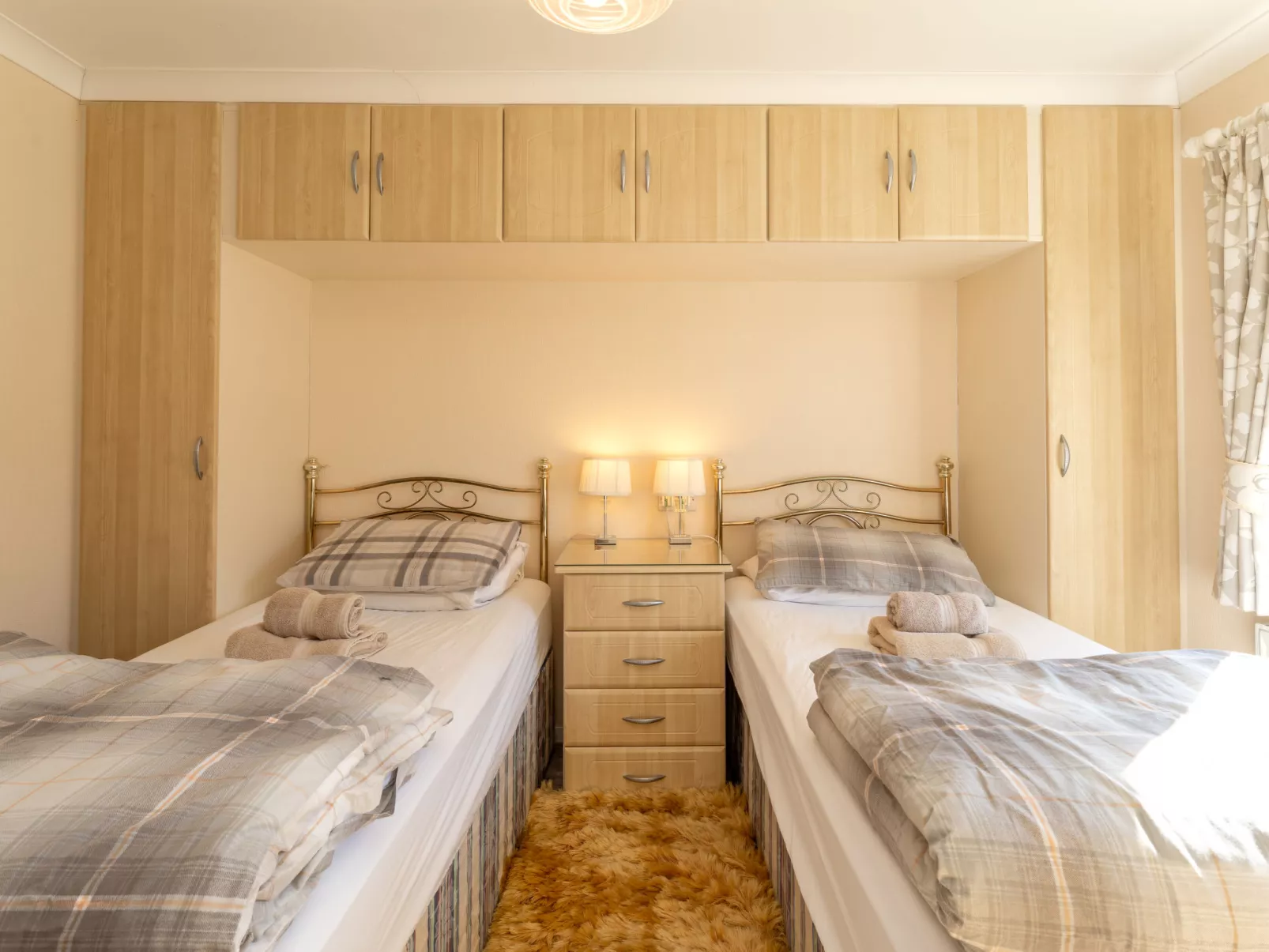 Capercaillie Lodge-Inside