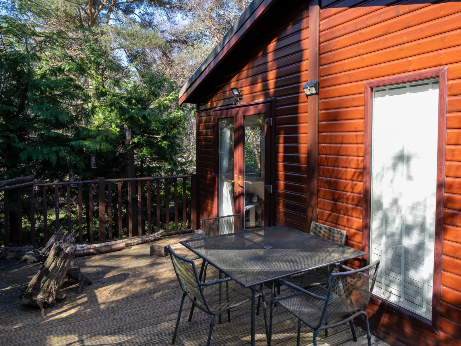 Pinemarten Lodge-Outside