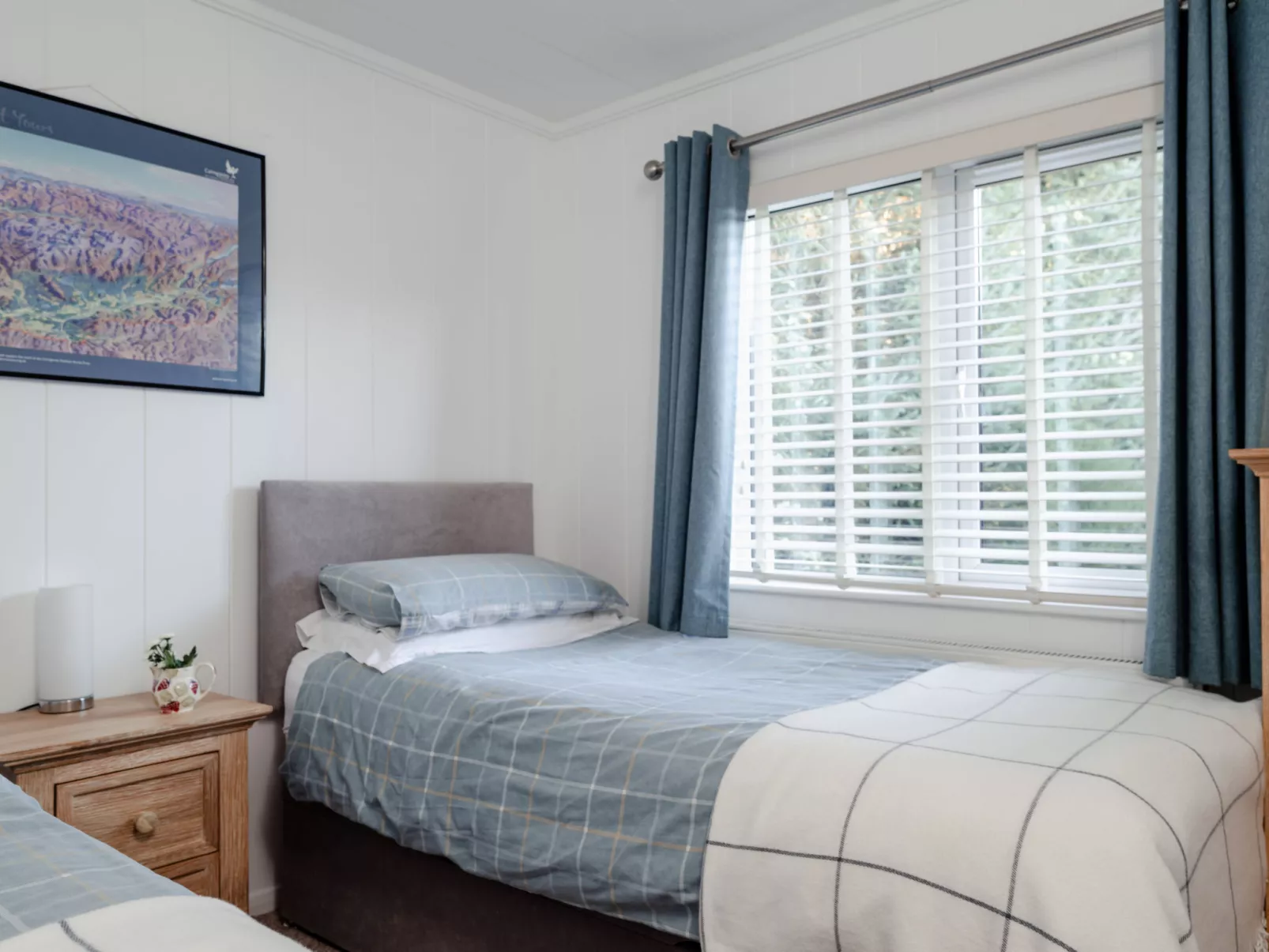 Sandpiper Lodge-Inside