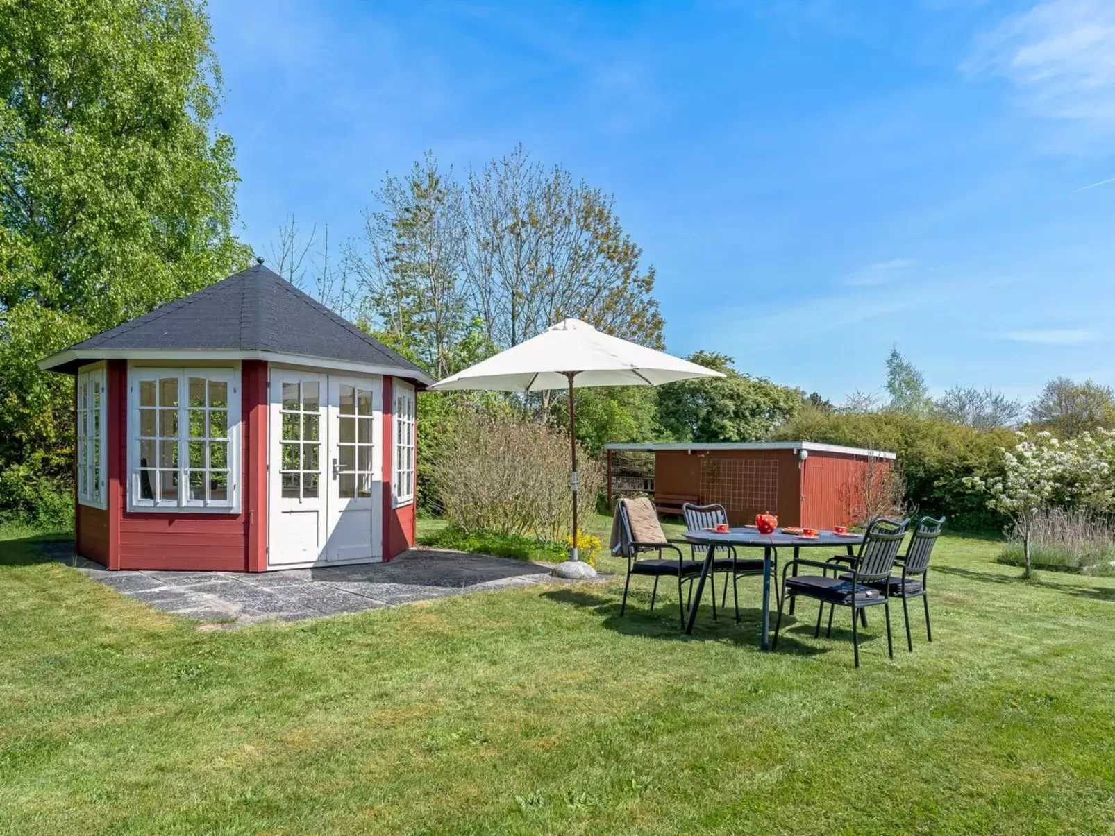 "Oona" - 700m from the sea-Outside