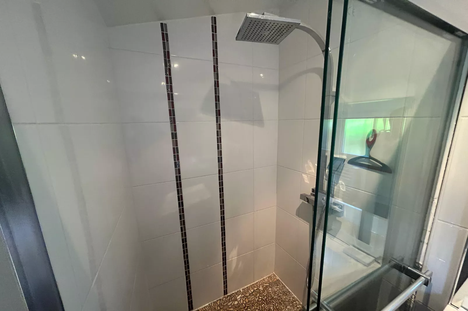 Maison avec terrasse sud et jardin clos Paimpol-Bathroom