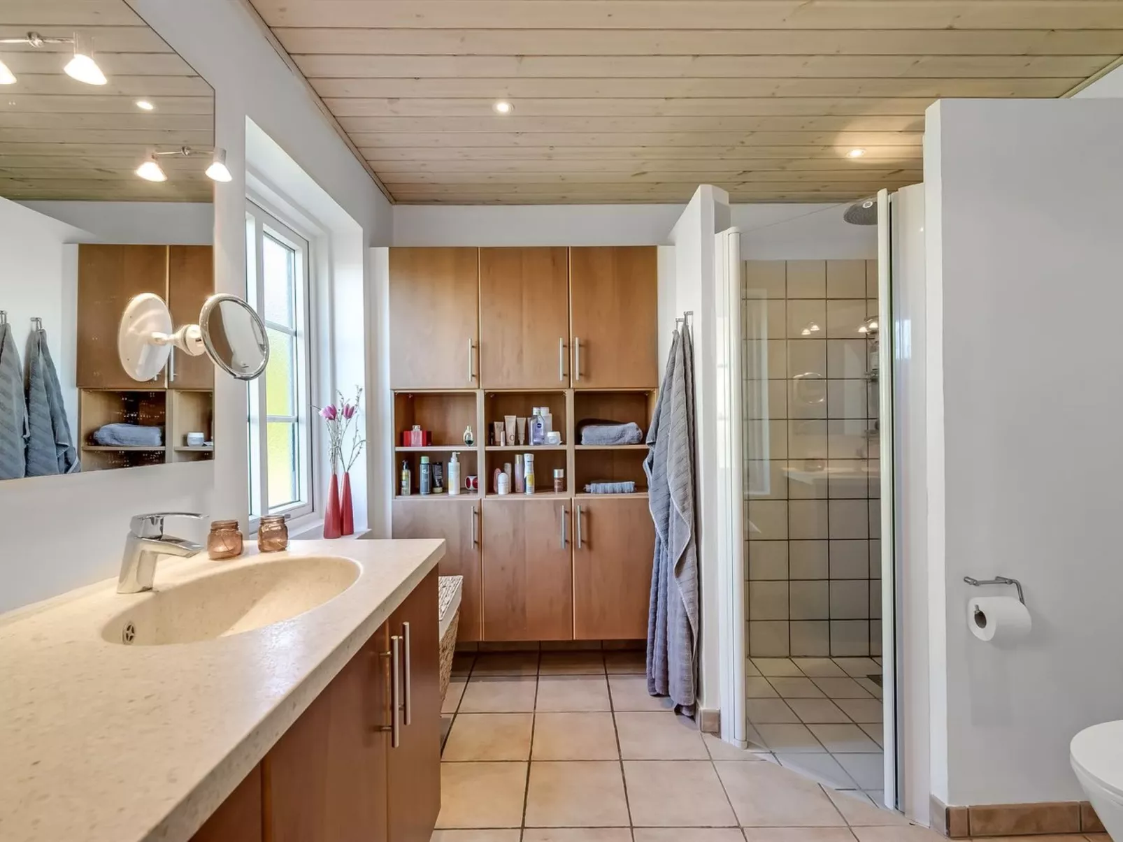 "Quirina" - 6km from the sea-Inside