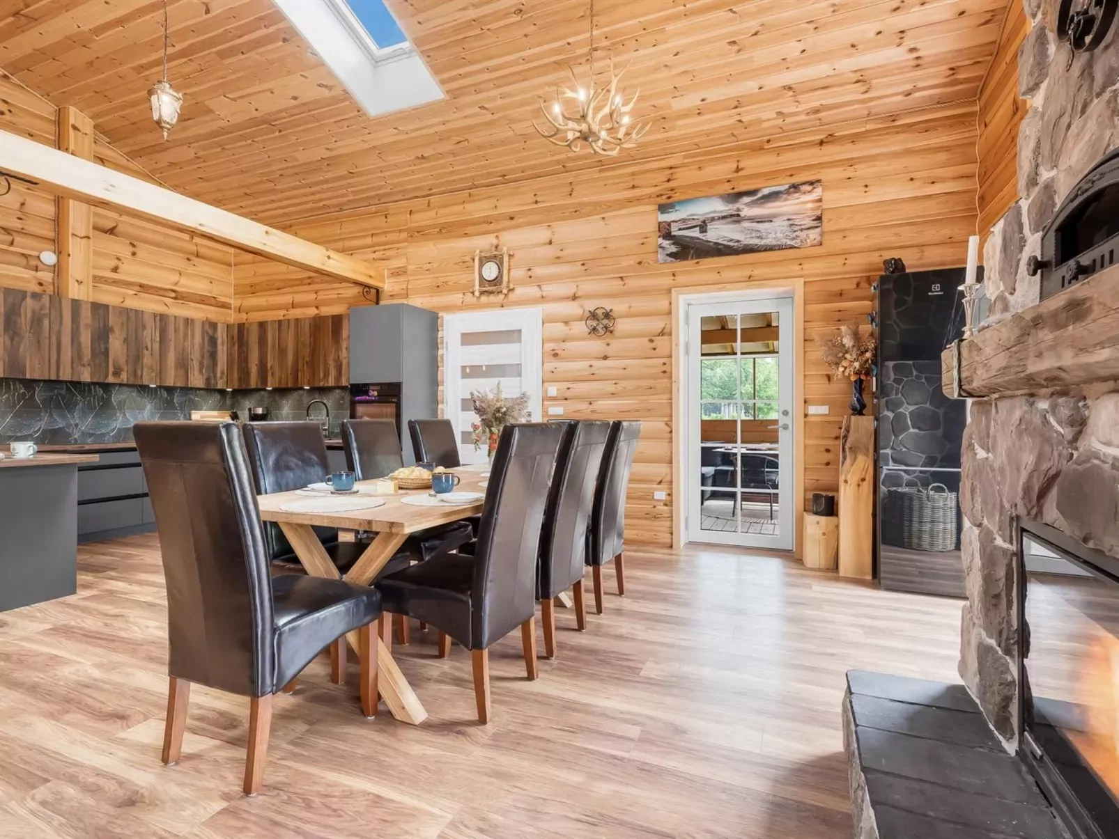 "Lillebror" - 900m from the sea-Dedans