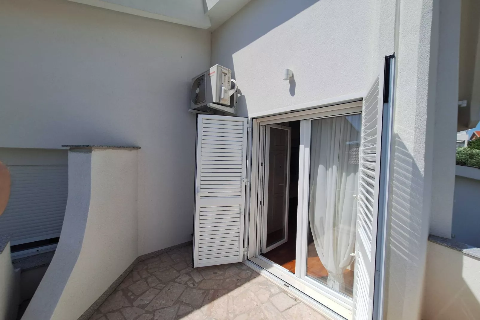 Sea View  Apartment Povljana - One Bedroom Apartment with Sea View-Terrace