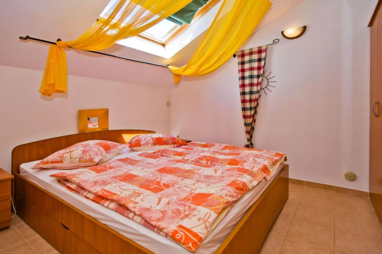 Charming and Sunny Hvar Apartments - One Bedroom Apartment with Balcony (owner 6)-Bedroom