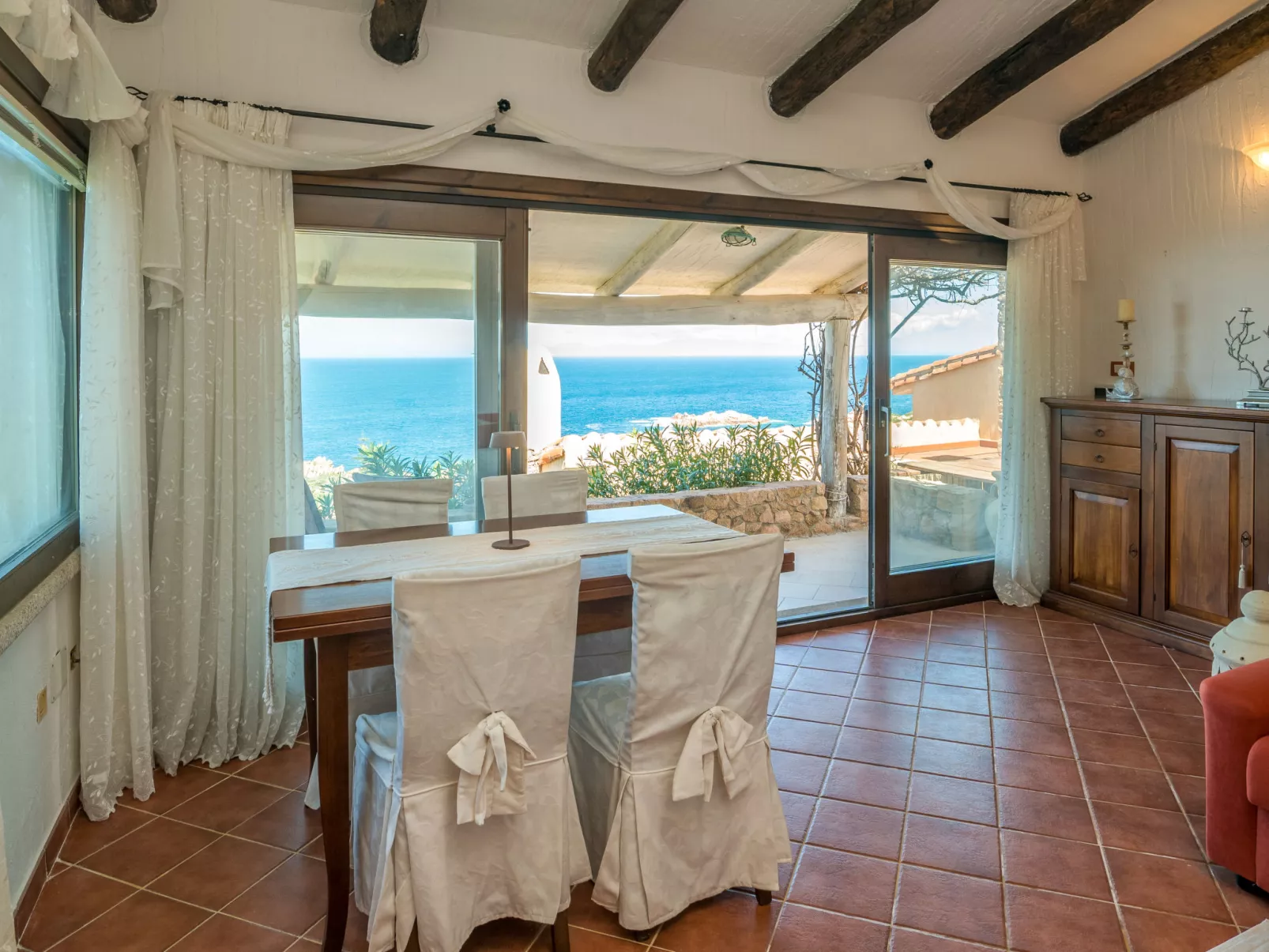 Villa Ilaria-Dedans