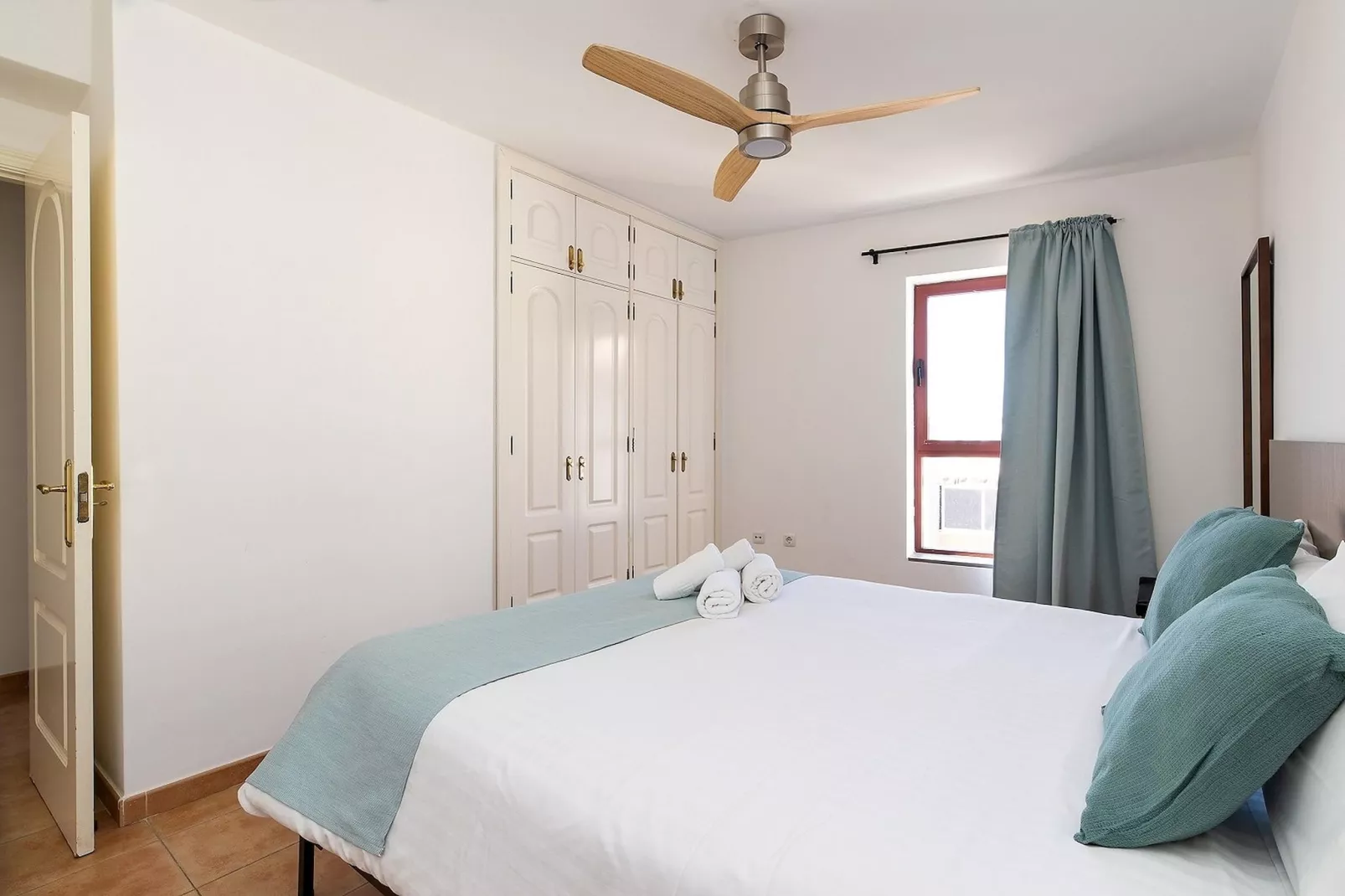 Apartamento en playa Las Carmenes-Bedroom