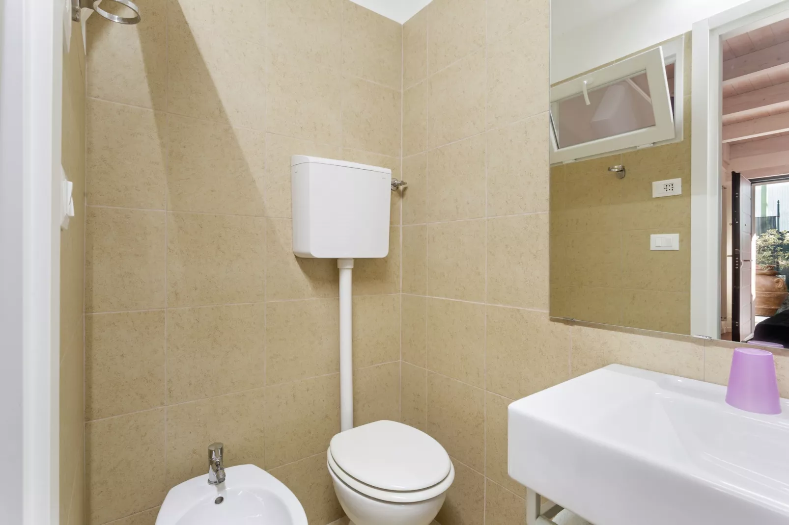 Casa Vacanza Becampobasso 2-Bathroom