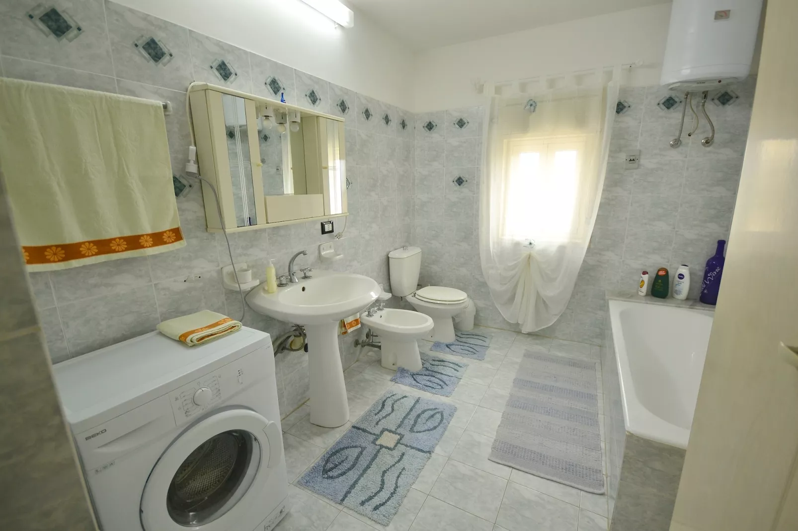 Villa Russo-Bathroom