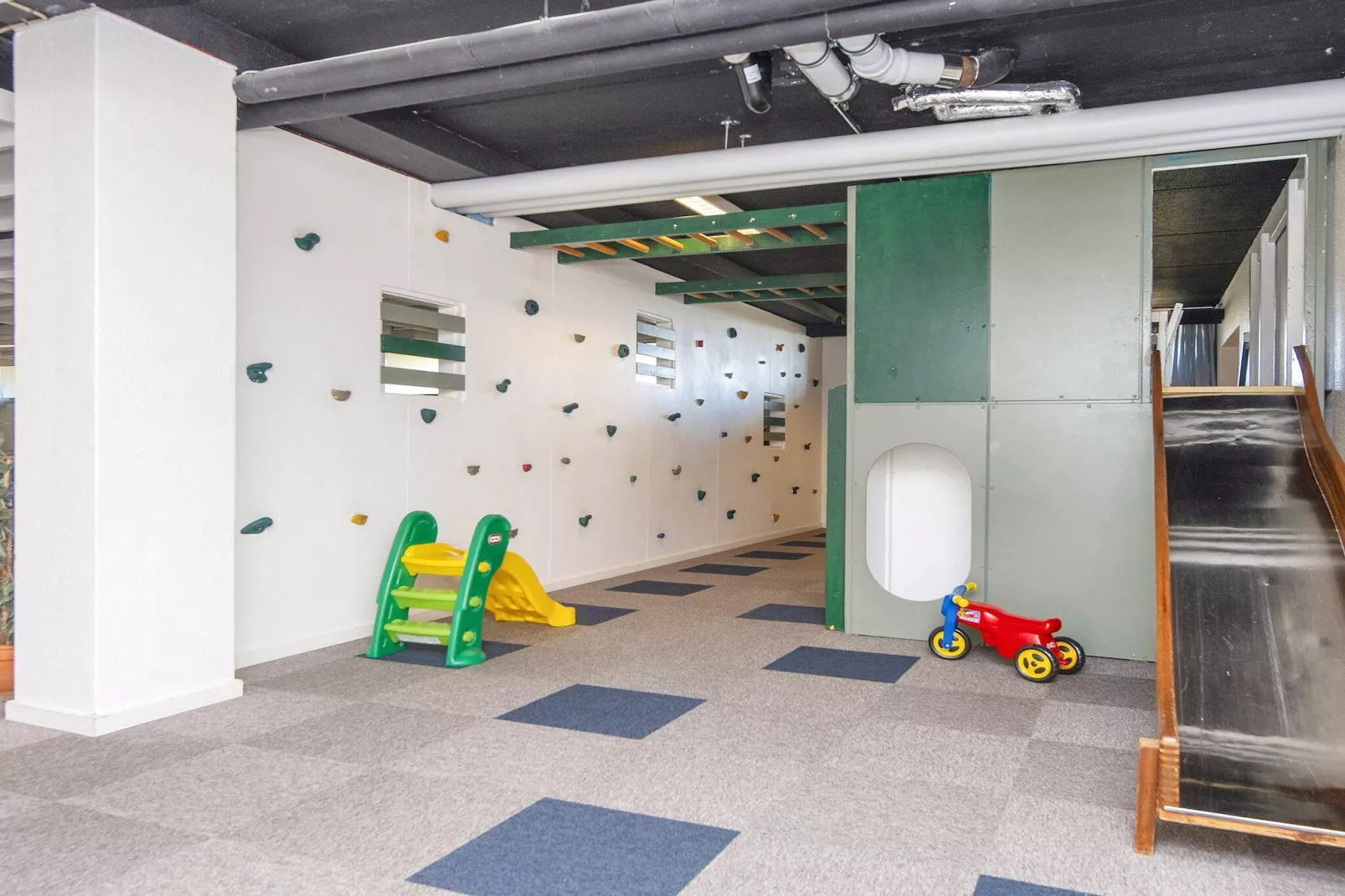 2 room south facing-Nicht getaggt